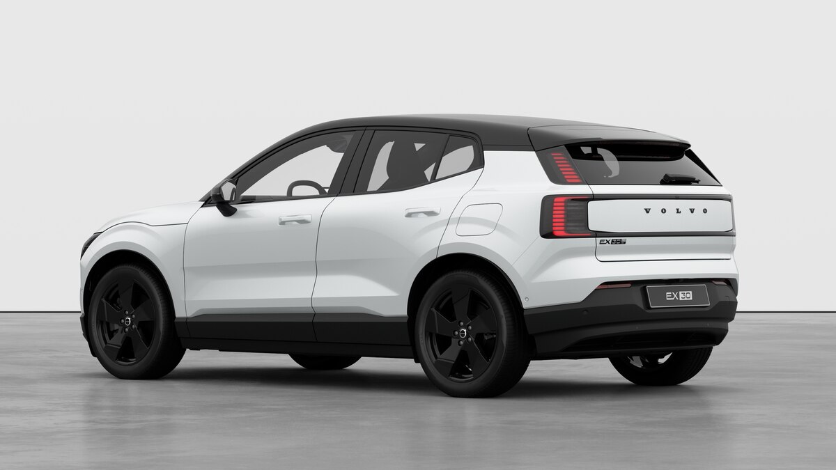 VOLVO EX30 E60 Twin Ultra Performance Sw. Black Ed. AWD-showroom-element-1