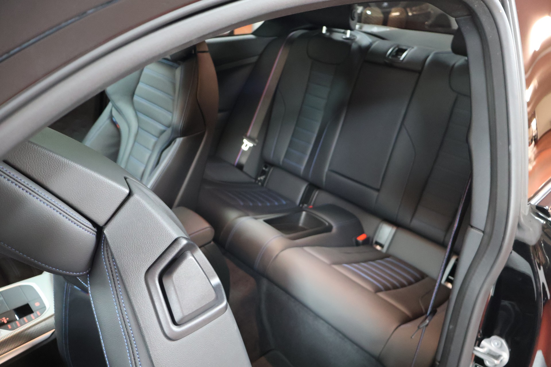 BMW M240i xDrive Steptronic-image-18