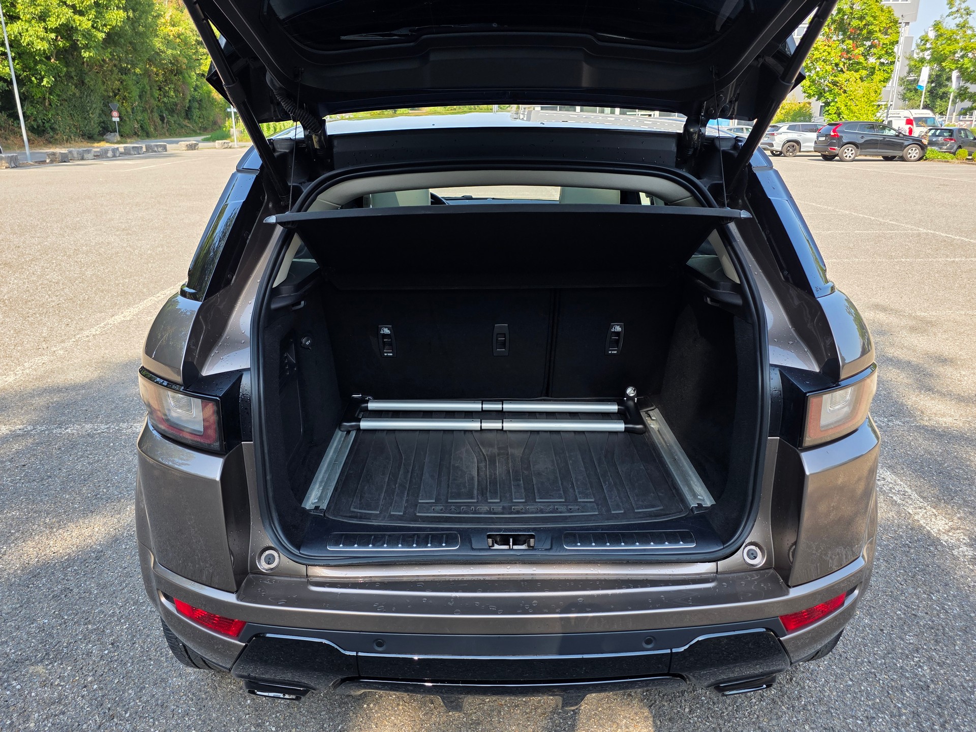 LAND ROVER Range Rover Evoque 2.0 Si4 HSE Dynamic AT9-image-14