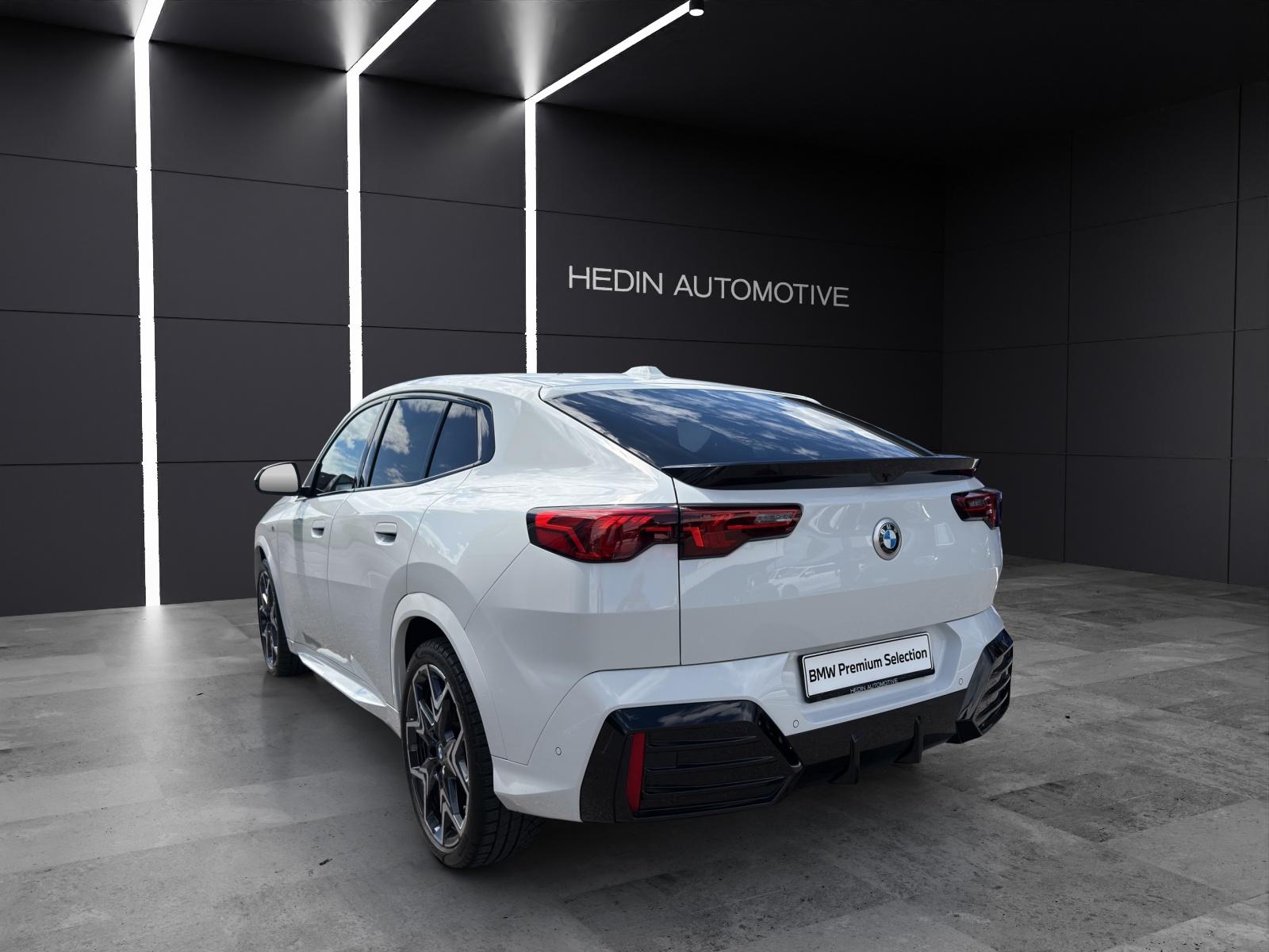 BMW X2 20d xDrive paddles-showroom-element-3