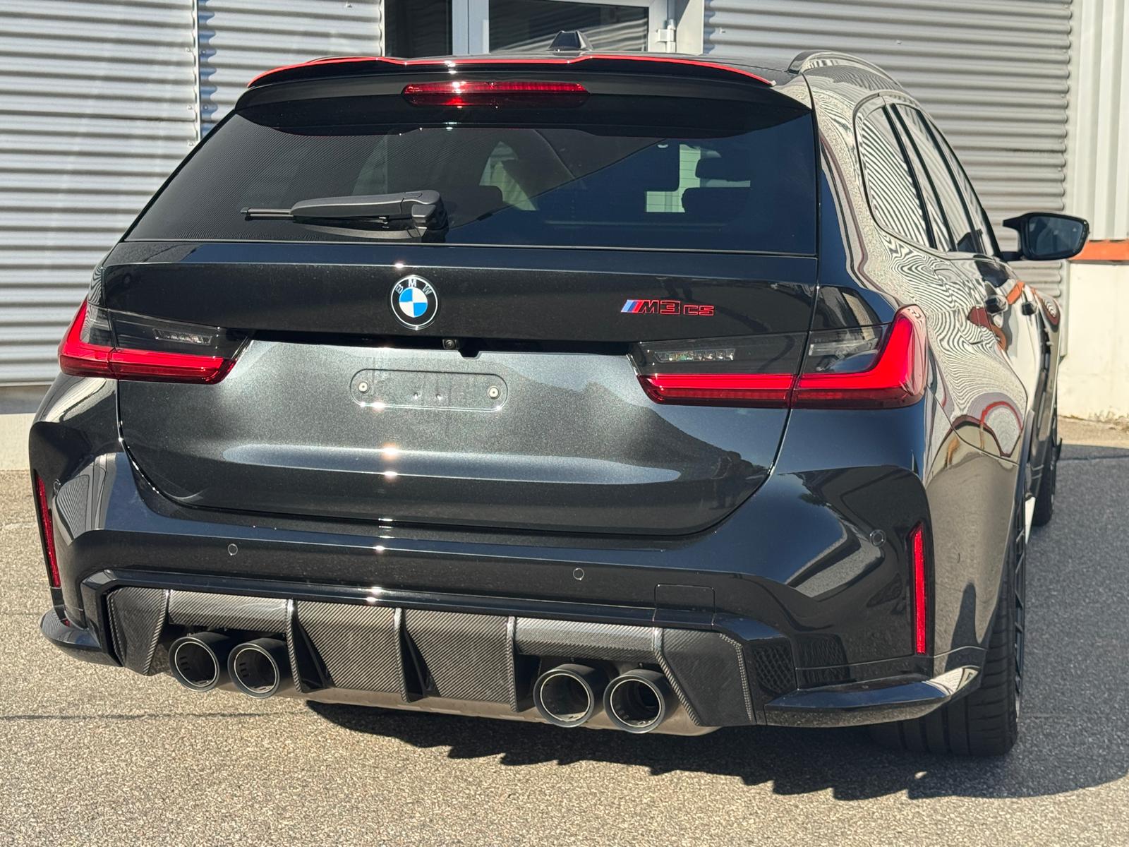 BMW M3 CS Touring xDrive-showroom-element-3