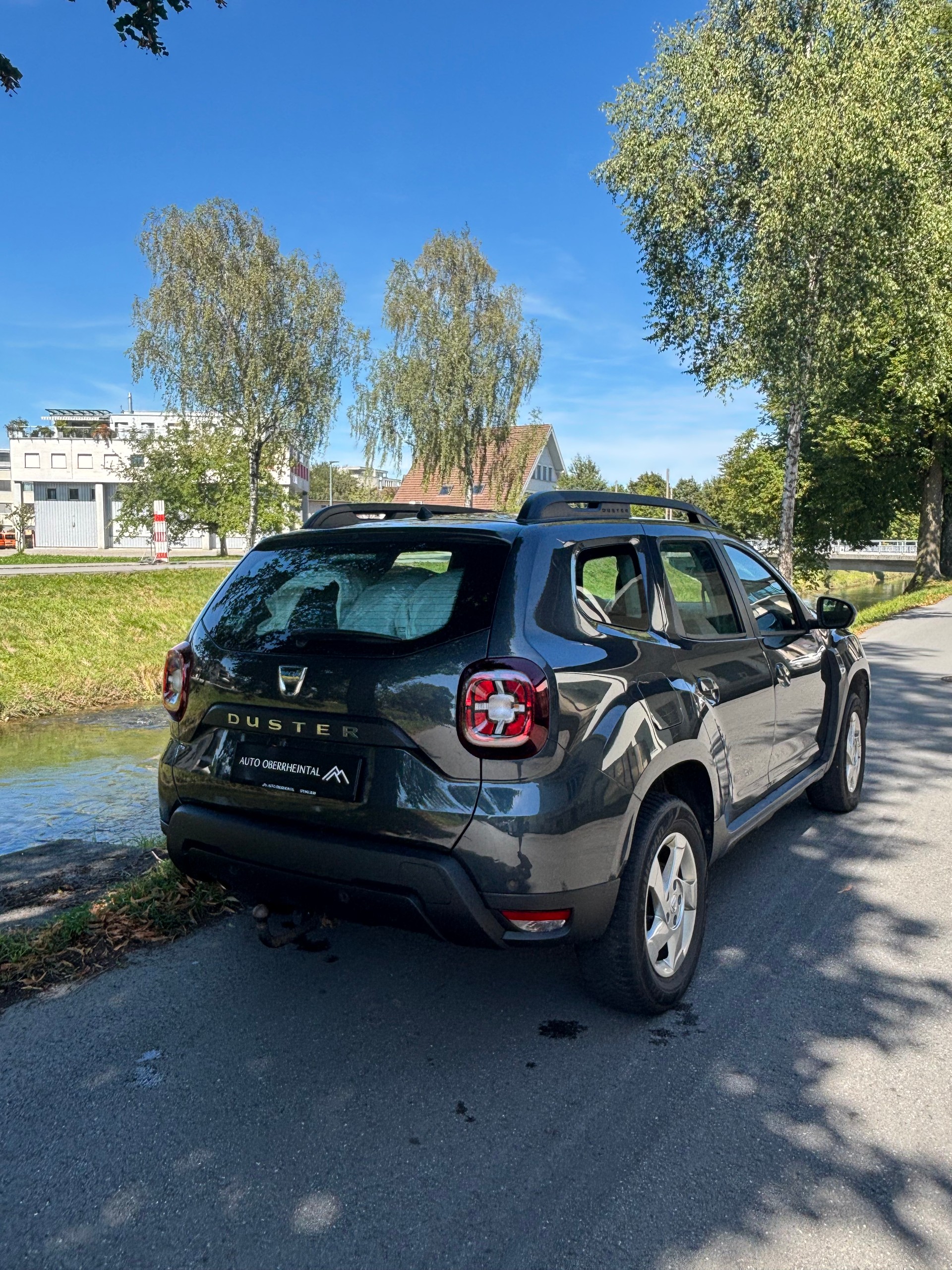 DACIA Duster SCe 115 Comfort 4x4-image-8