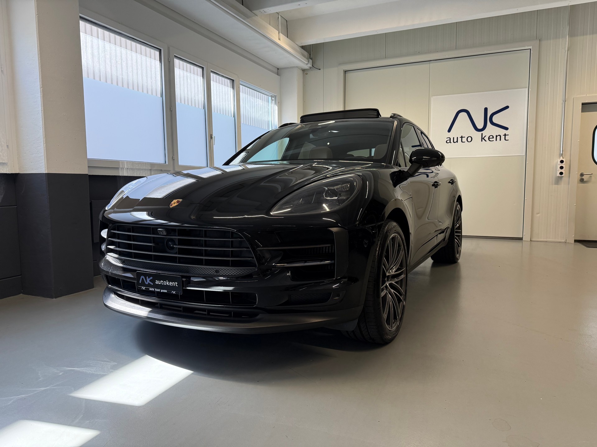 PORSCHE Macan S PDK