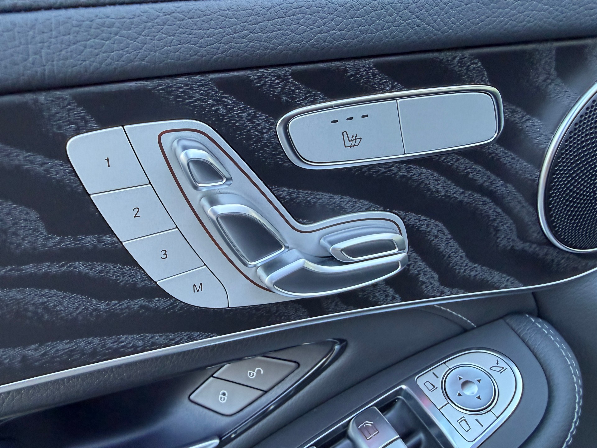 MERCEDES-BENZ GLC Coupé 63 S AMG 4Matic 9G-Tronic-image-21