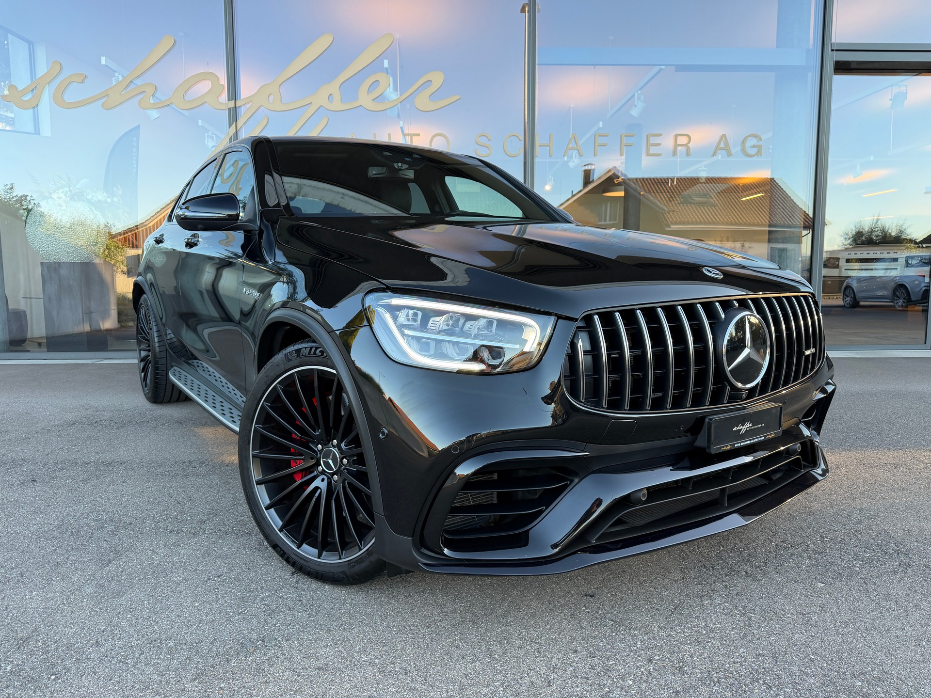 MERCEDES-BENZ GLC Coupé 63 S AMG 4Matic 9G-Tronic-showroom-element-3