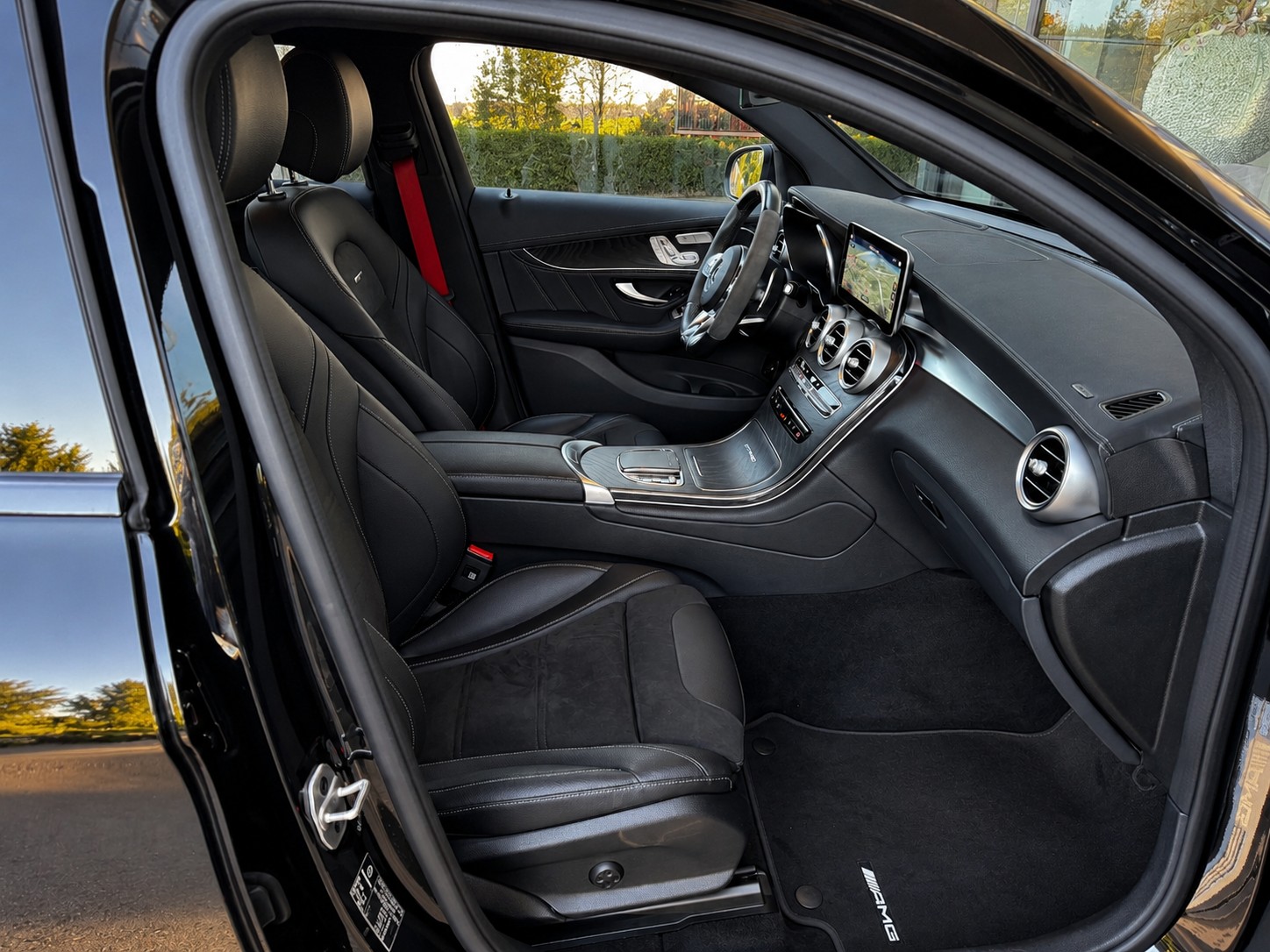 MERCEDES-BENZ GLC Coupé 63 S AMG 4Matic 9G-Tronic-image-11