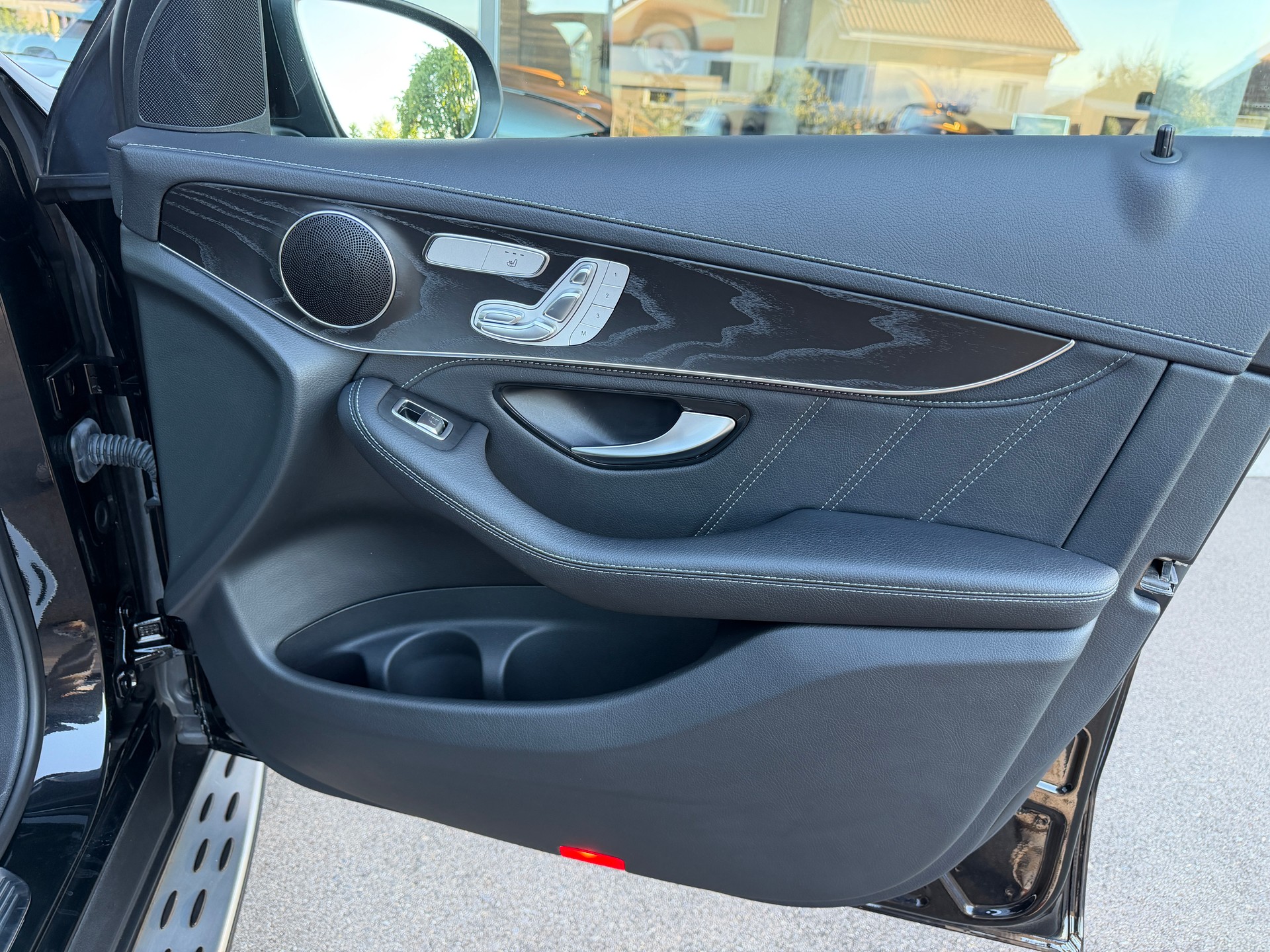 MERCEDES-BENZ GLC Coupé 63 S AMG 4Matic 9G-Tronic-image-17
