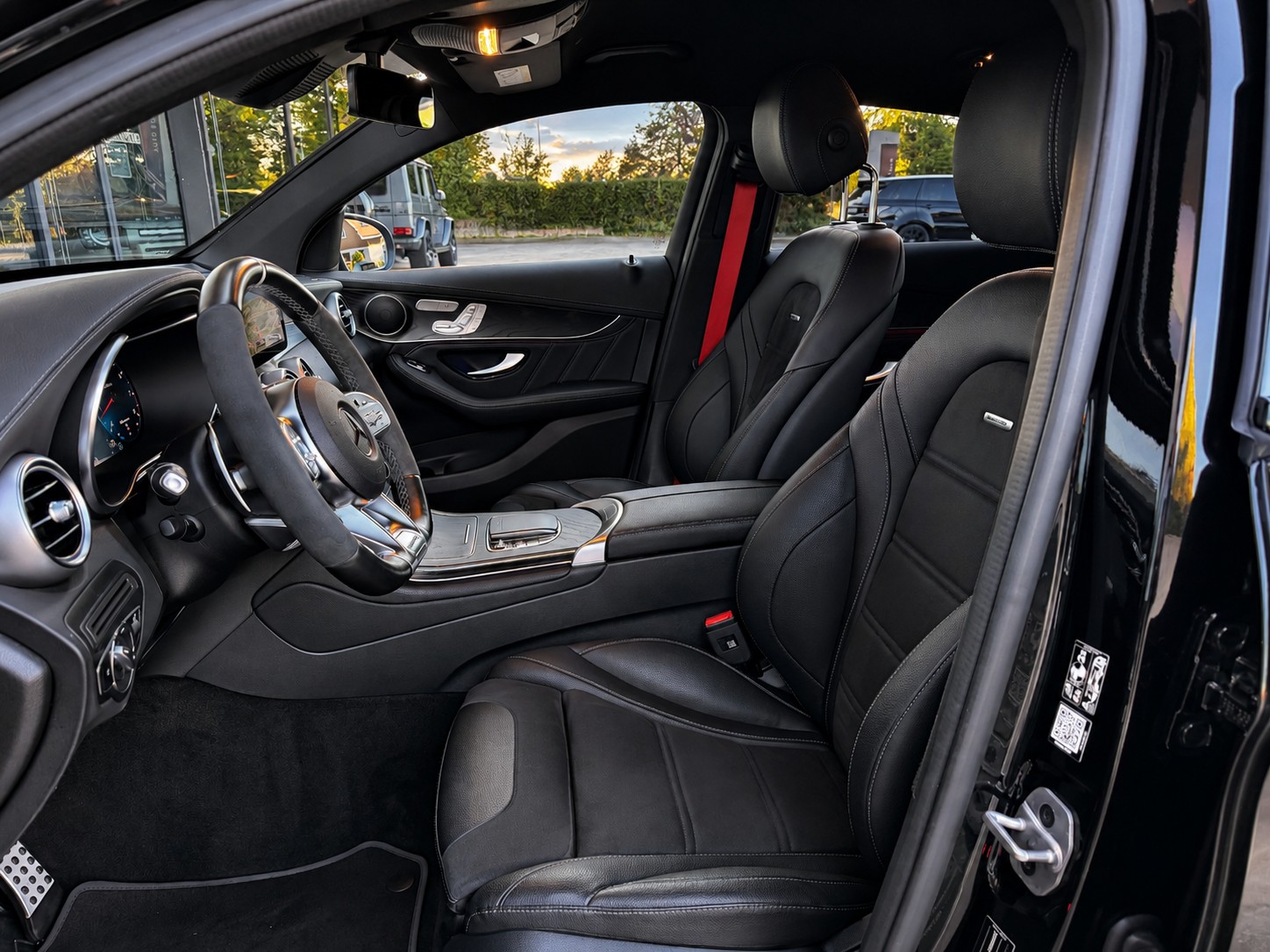 MERCEDES-BENZ GLC Coupé 63 S AMG 4Matic 9G-Tronic-image-10