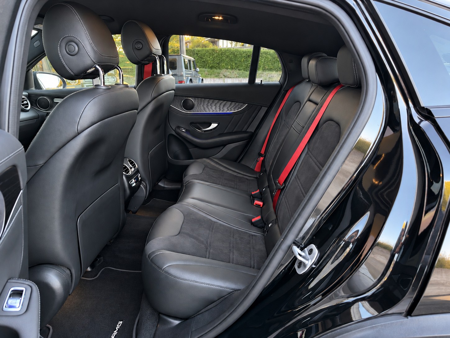 MERCEDES-BENZ GLC Coupé 63 S AMG 4Matic 9G-Tronic-image-10