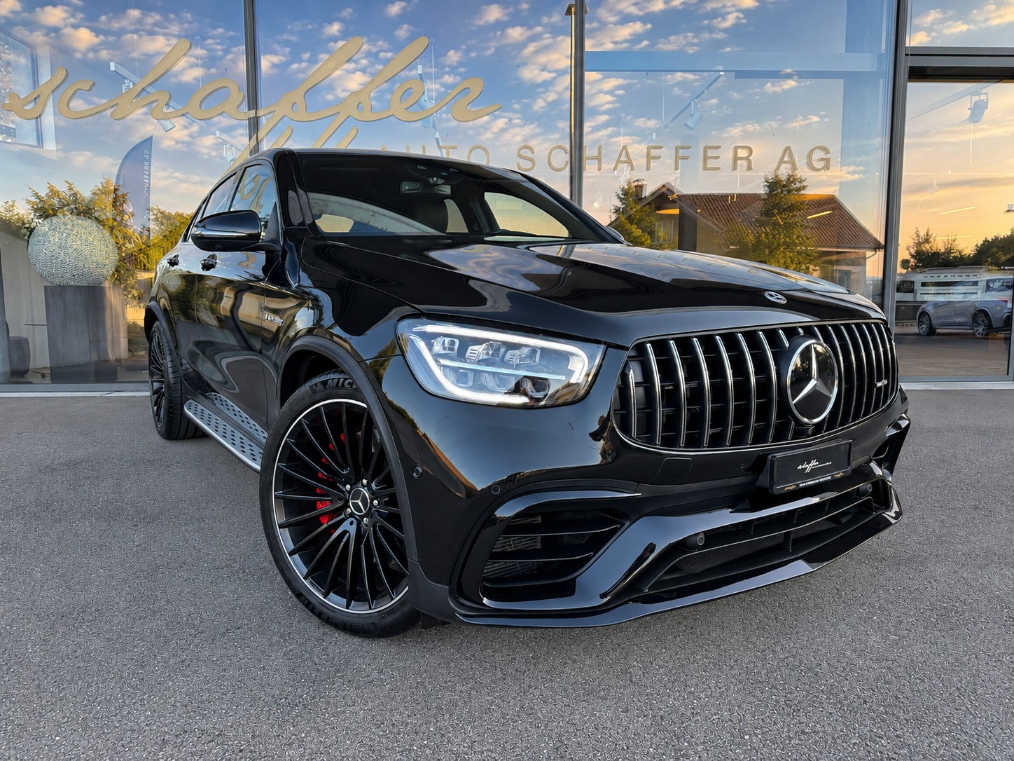 MERCEDES-BENZ GLC Coupé 63 S AMG 4Matic 9G-Tronic-showroom-element-3