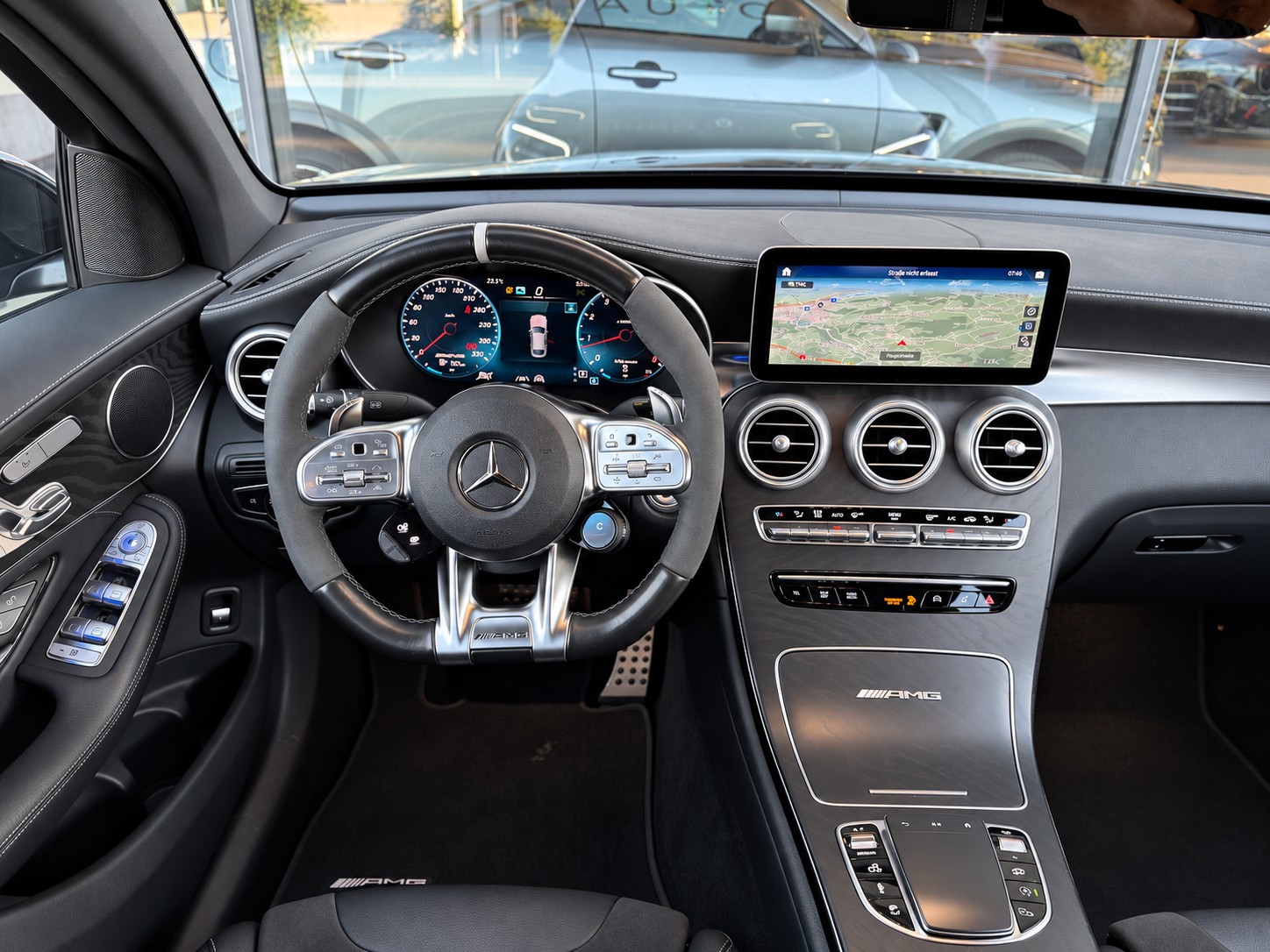 MERCEDES-BENZ GLC Coupé 63 S AMG 4Matic 9G-Tronic-image-15