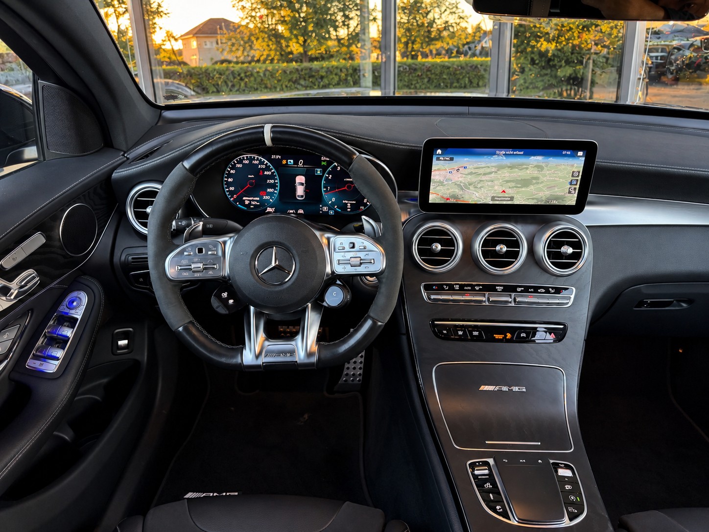 MERCEDES-BENZ GLC Coupé 63 S AMG 4Matic 9G-Tronic-image-16