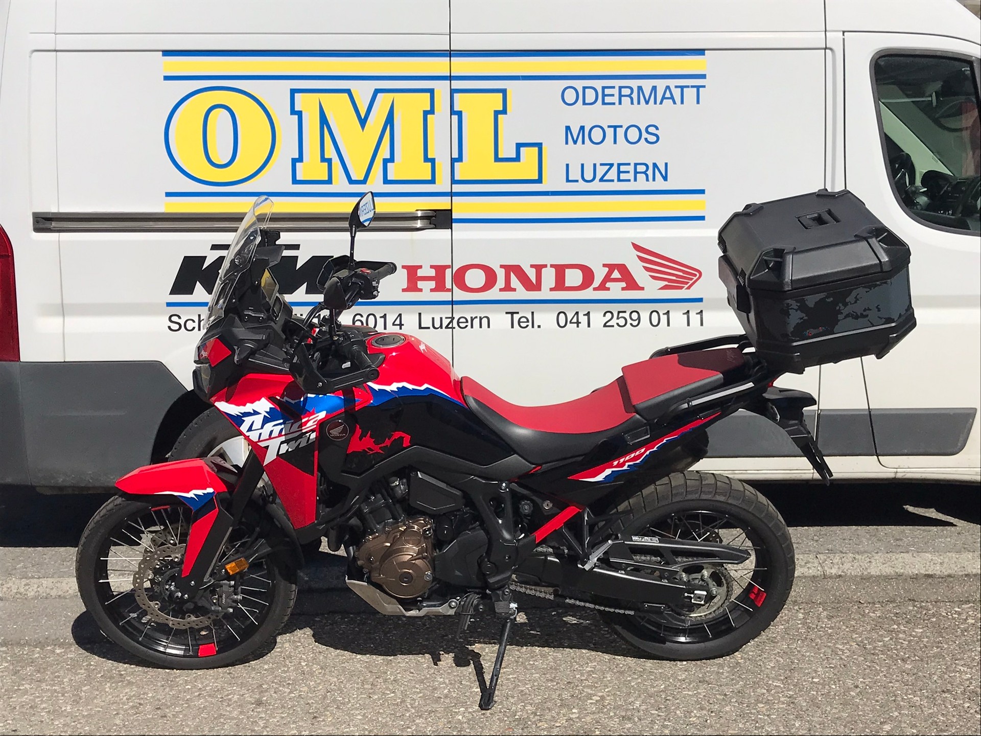 HONDA CRF 1100 DCT Africa Twin-image-1