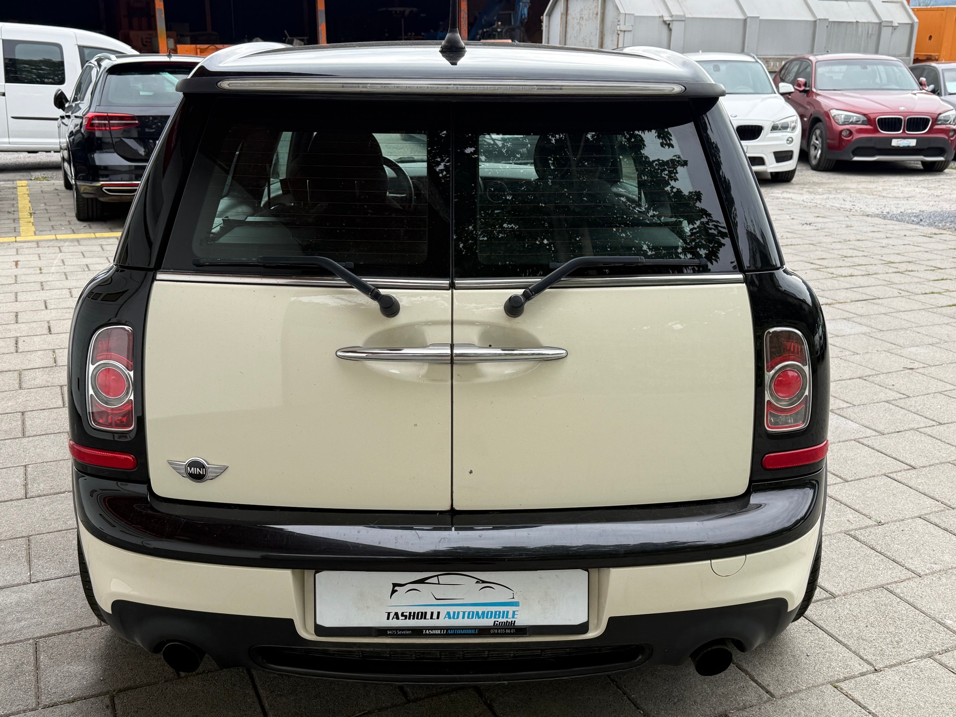 MINI Mini Cooper Clubman JCW-image-6