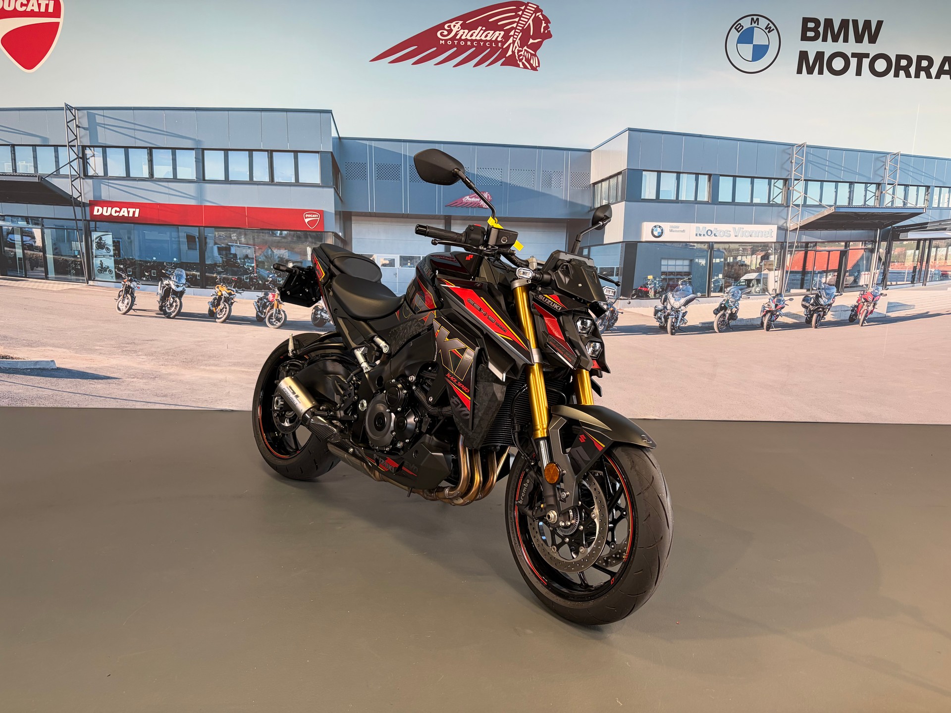 SUZUKI Swiss Spécial Edition-image-0