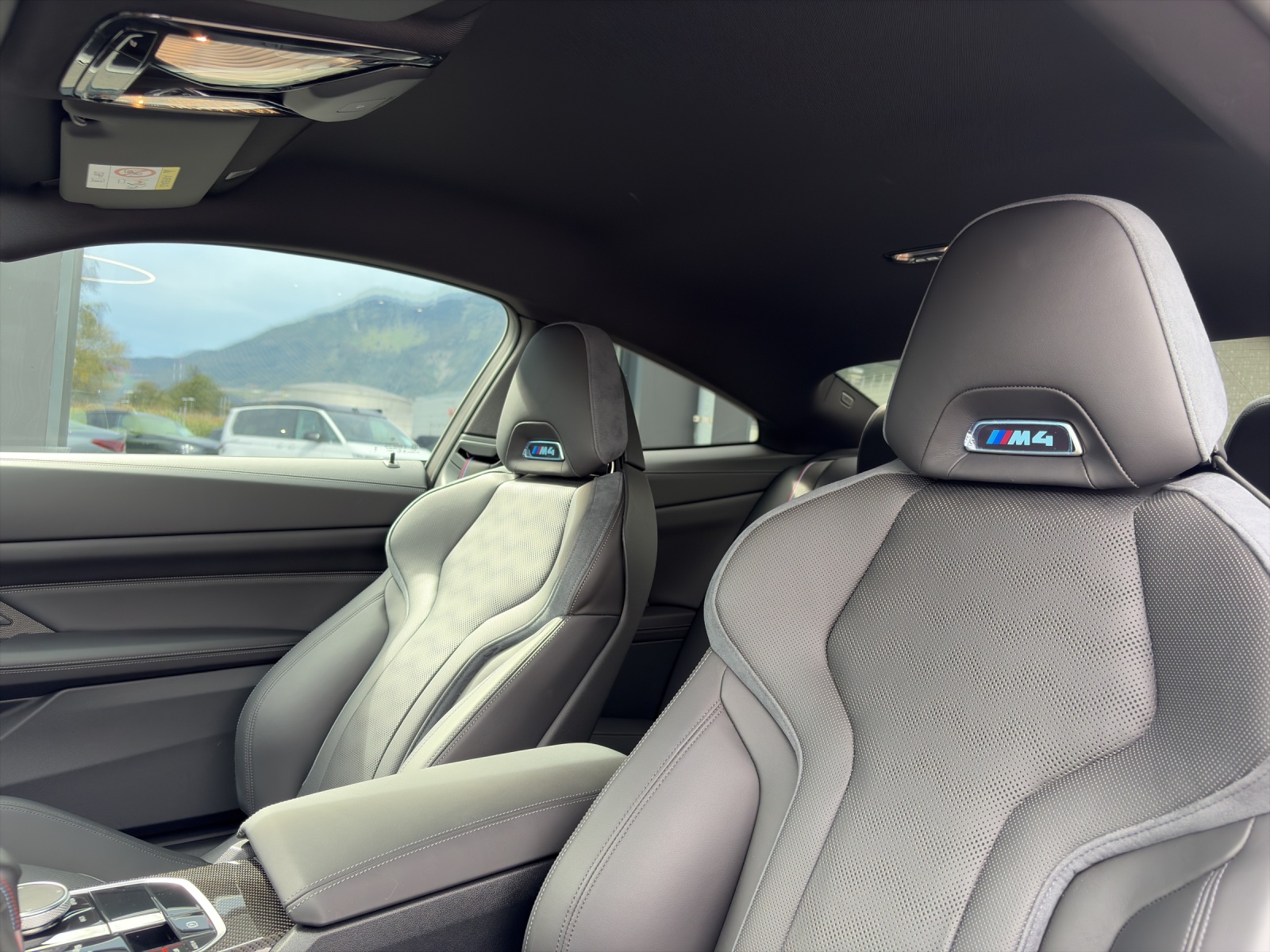 BMW M4 Coupé Competition M xDrive-image-15