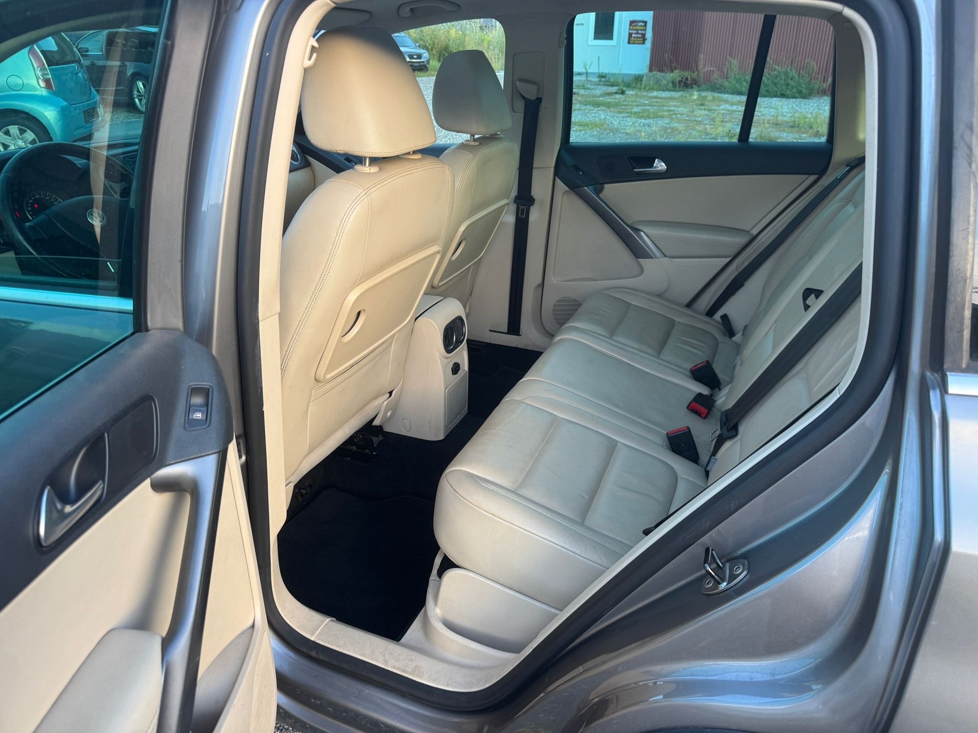 VW Tiguan 2.0 TSI Sport&Style Tiptronic-image-10