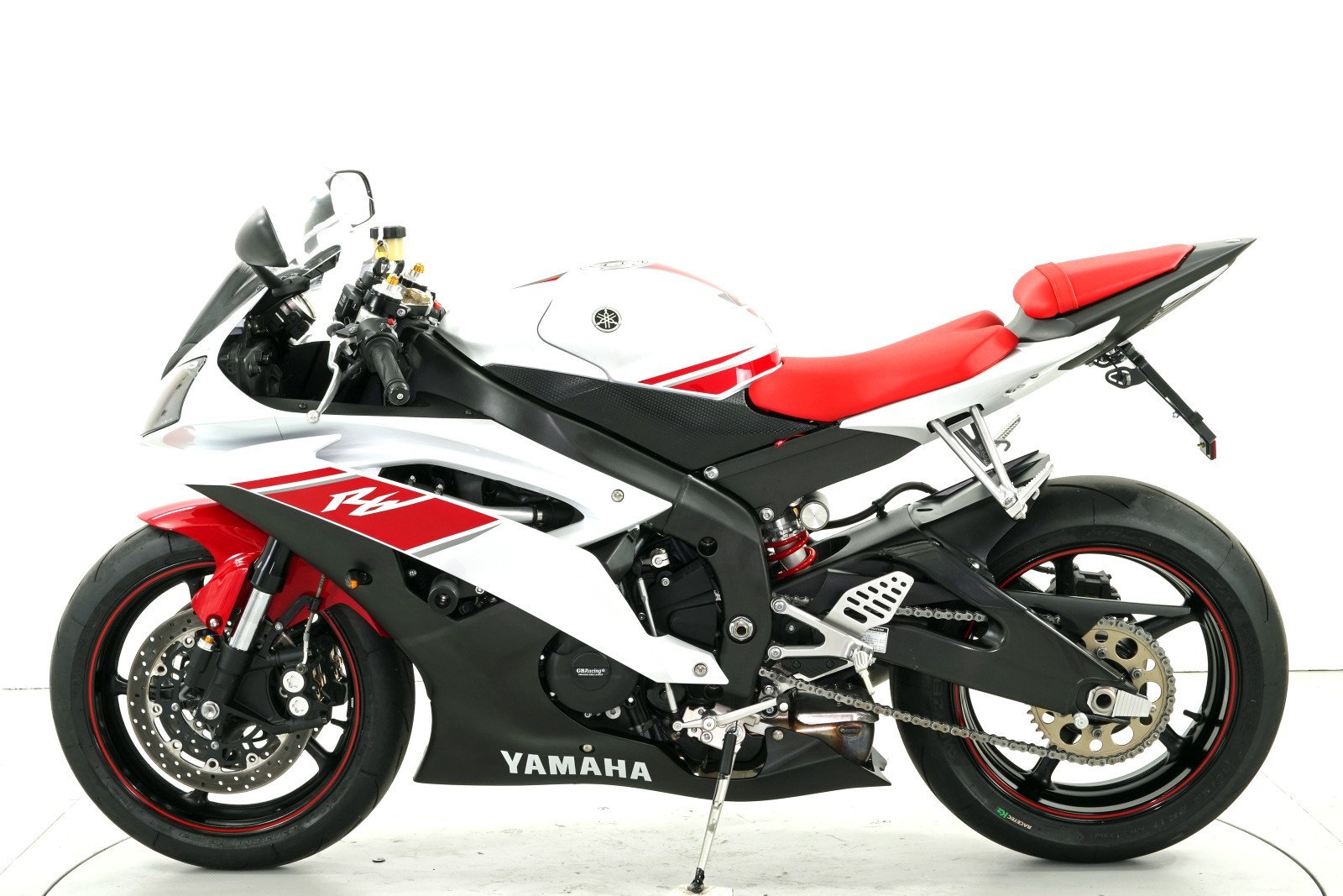 YAMAHA YZF-R6-image-4
