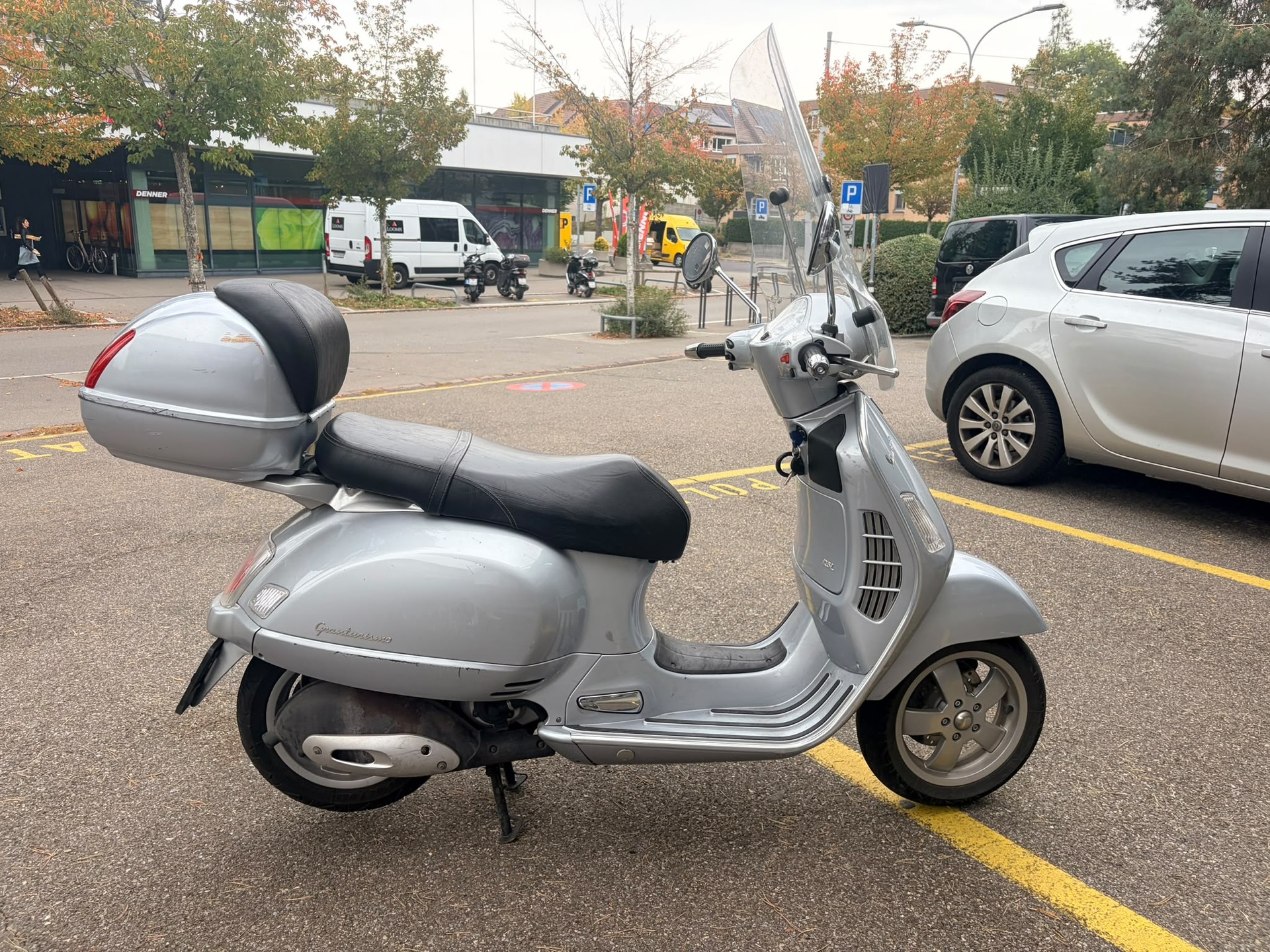 PIAGGIO Vespa 125 GTS-image-0