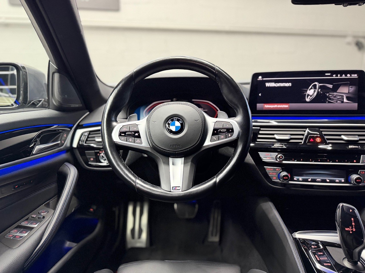 BMW M550i xDrive M Sport Pro Steptronic | Champagnerlack Sonderlackierung | Head-Up | M-Sportsitze | Laser | Harman/Kardon / AHK 2T-image-18