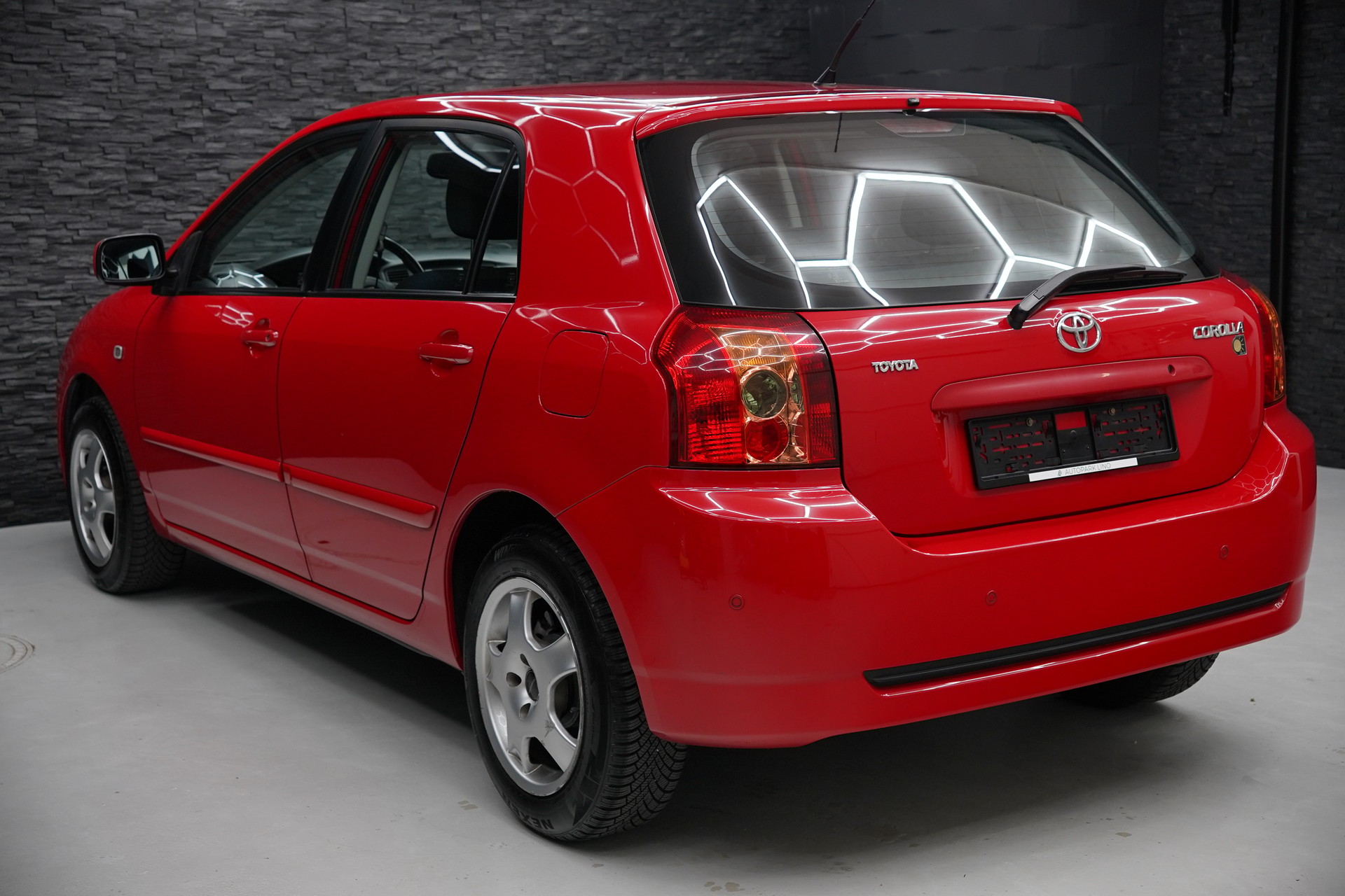 TOYOTA Corolla 1.6 Linea Sol-showroom-element-3