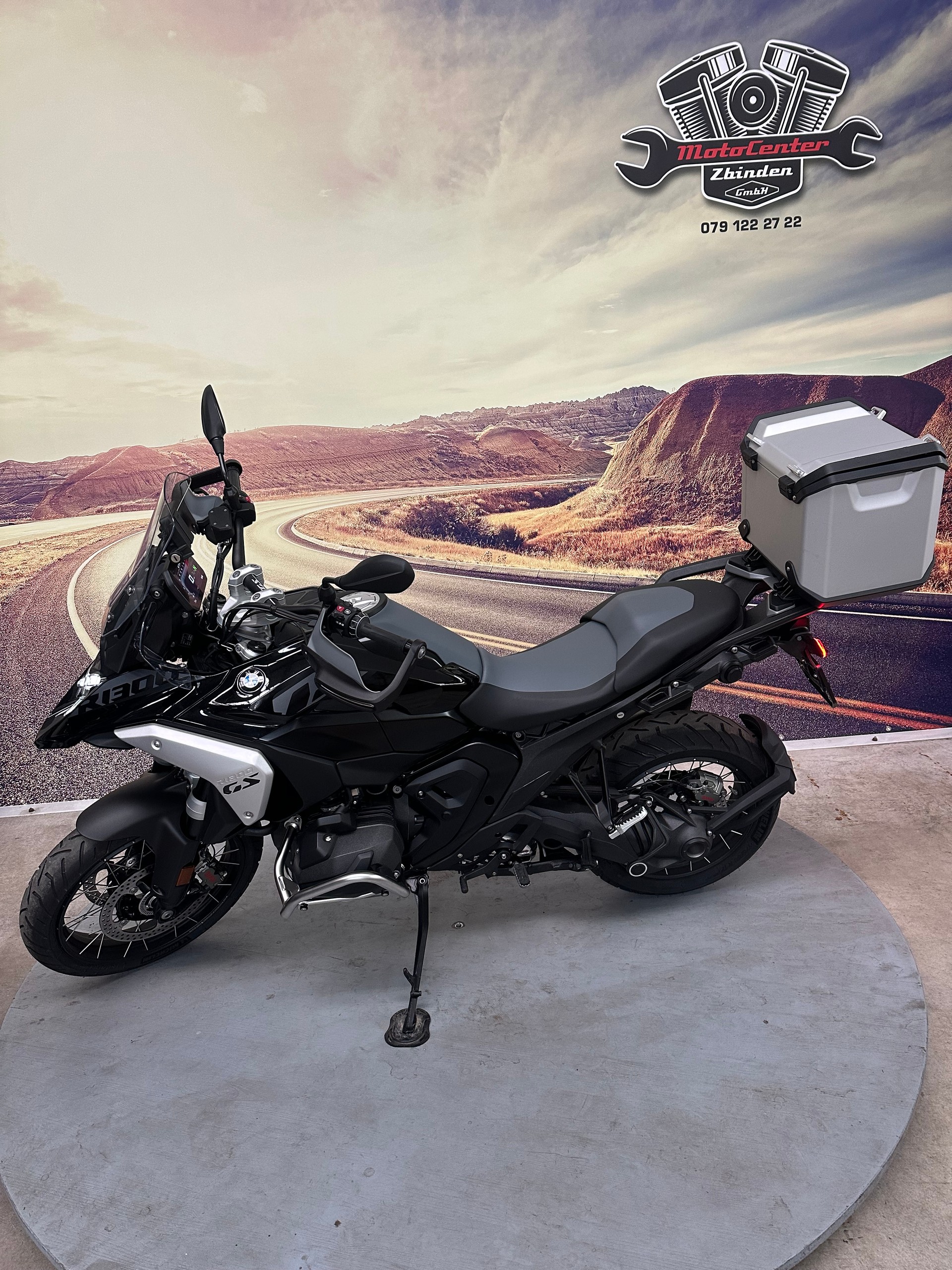 BMW R 1300 GS mit SC Project ASA-image-4
