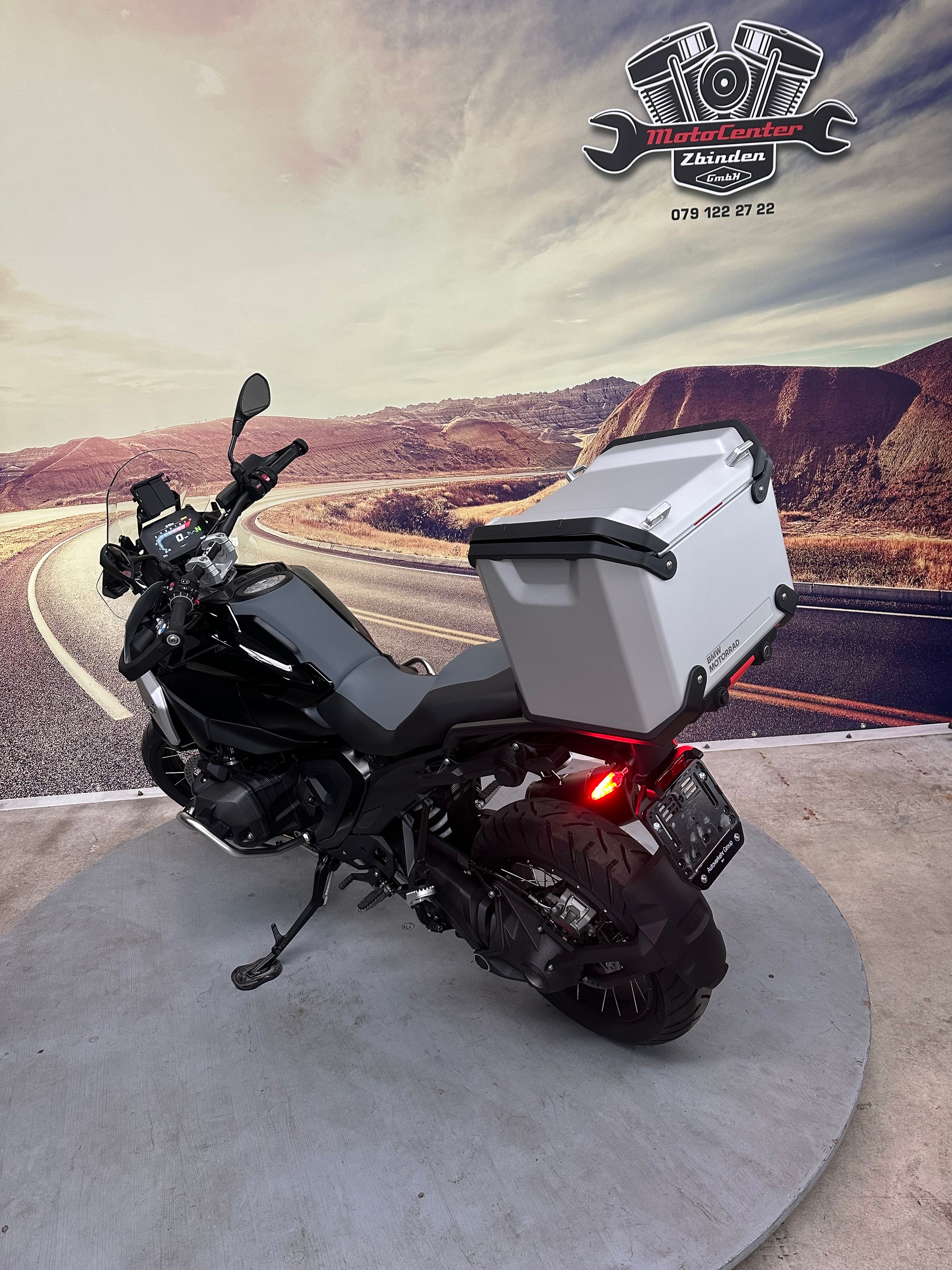 BMW R 1300 GS mit SC Project ASA-image-5