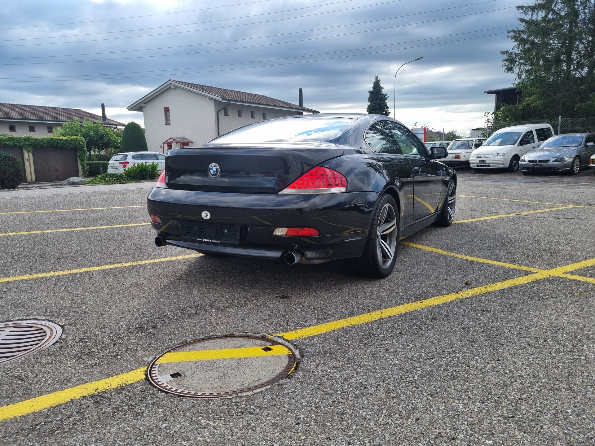 BMW 630i-image-6