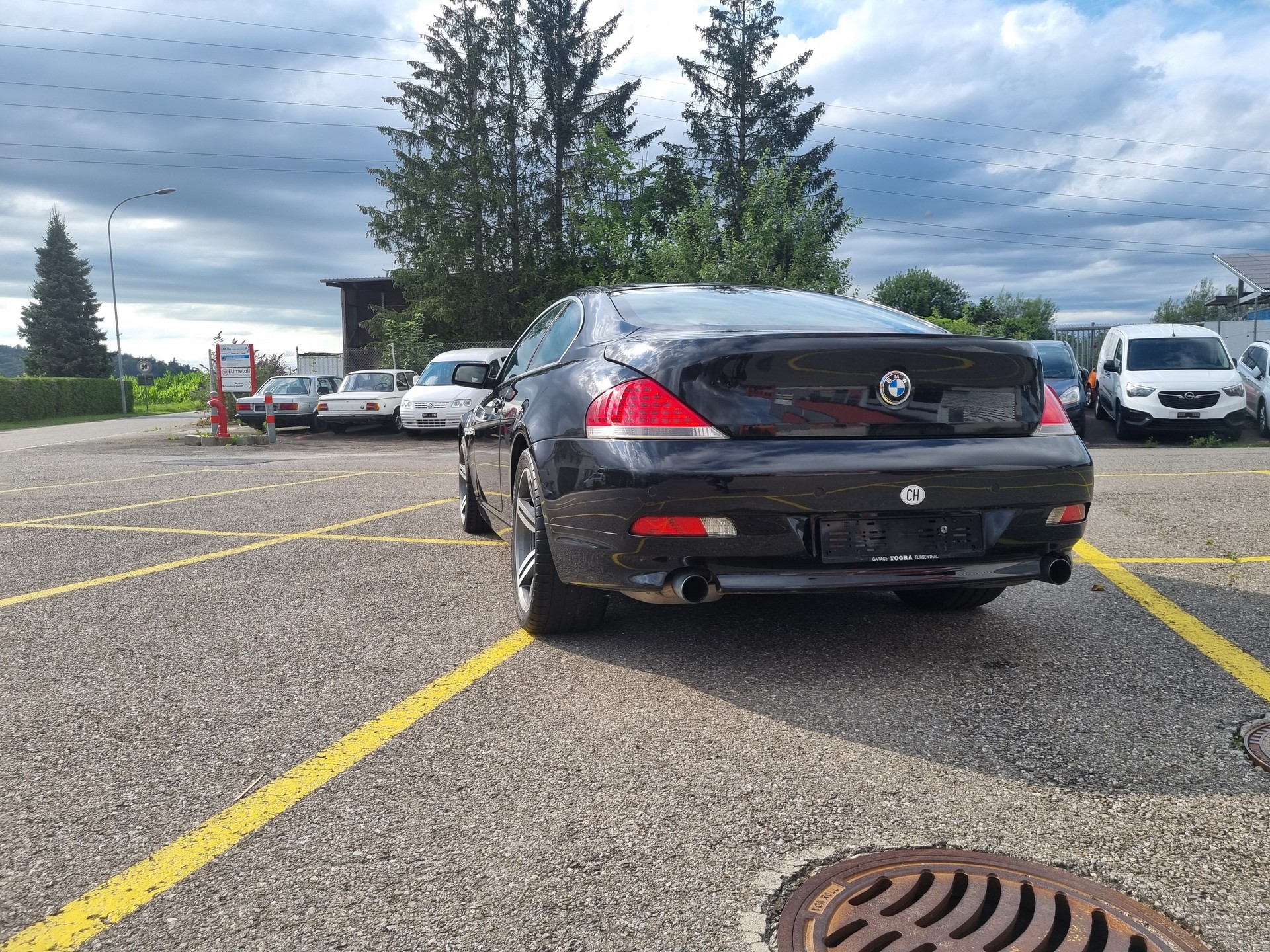 BMW 630i-image-7