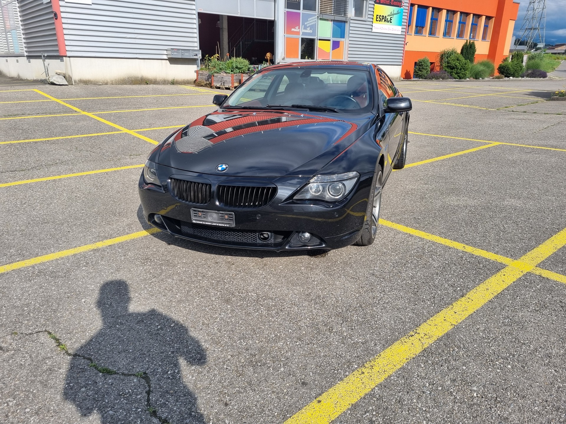 BMW 630i-image-13