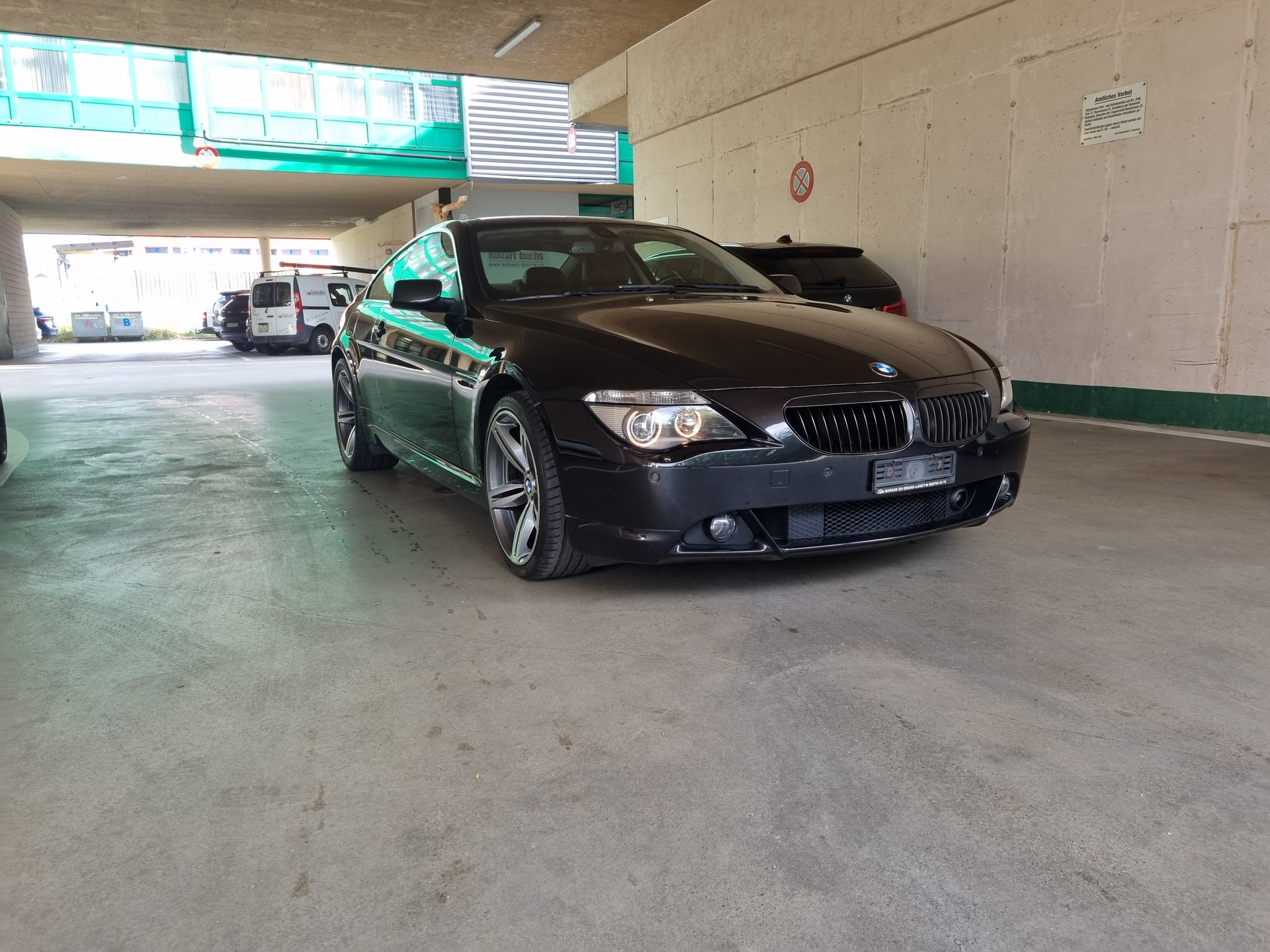 BMW 630i-image-2