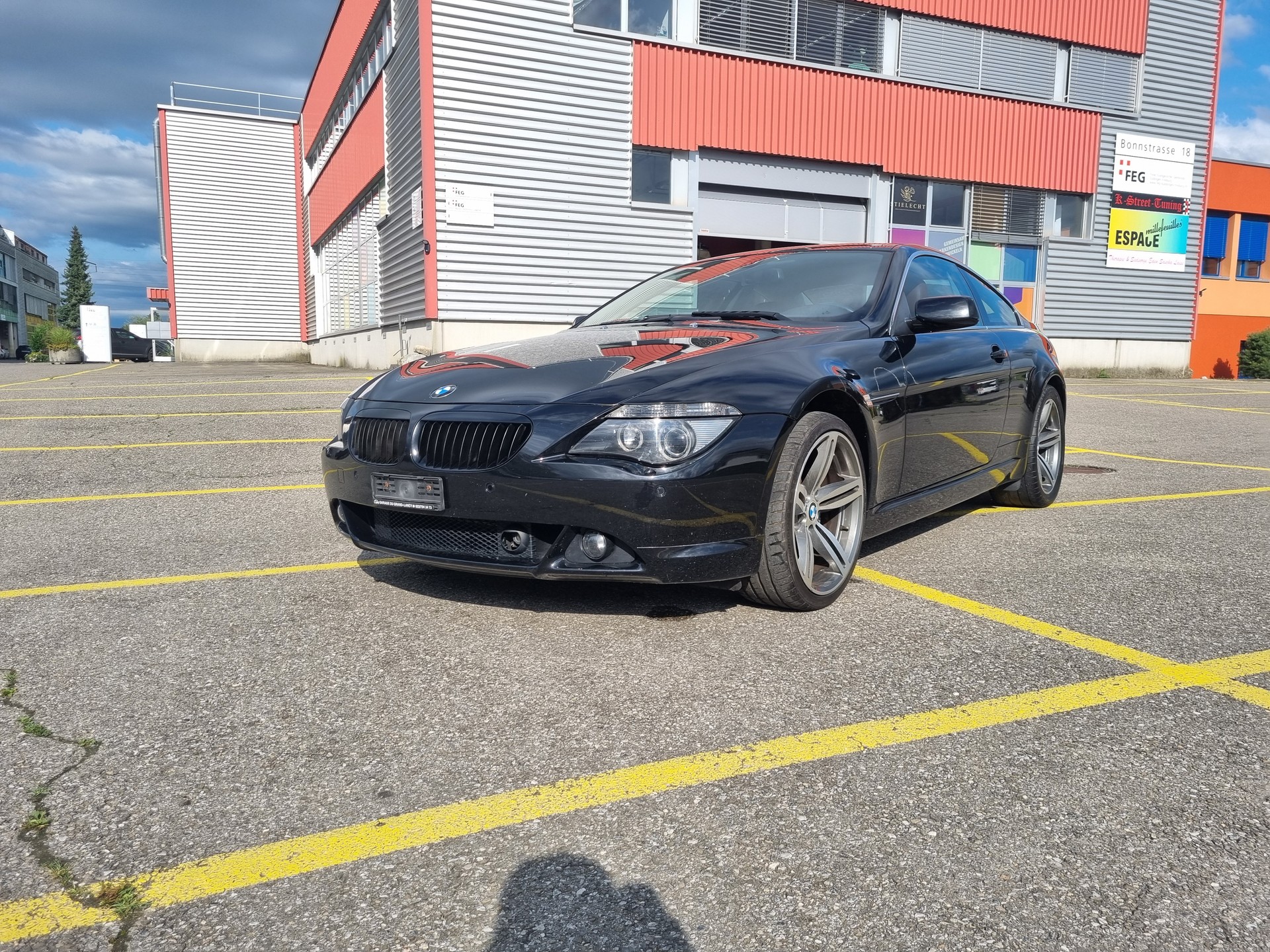 BMW 630i-image-1
