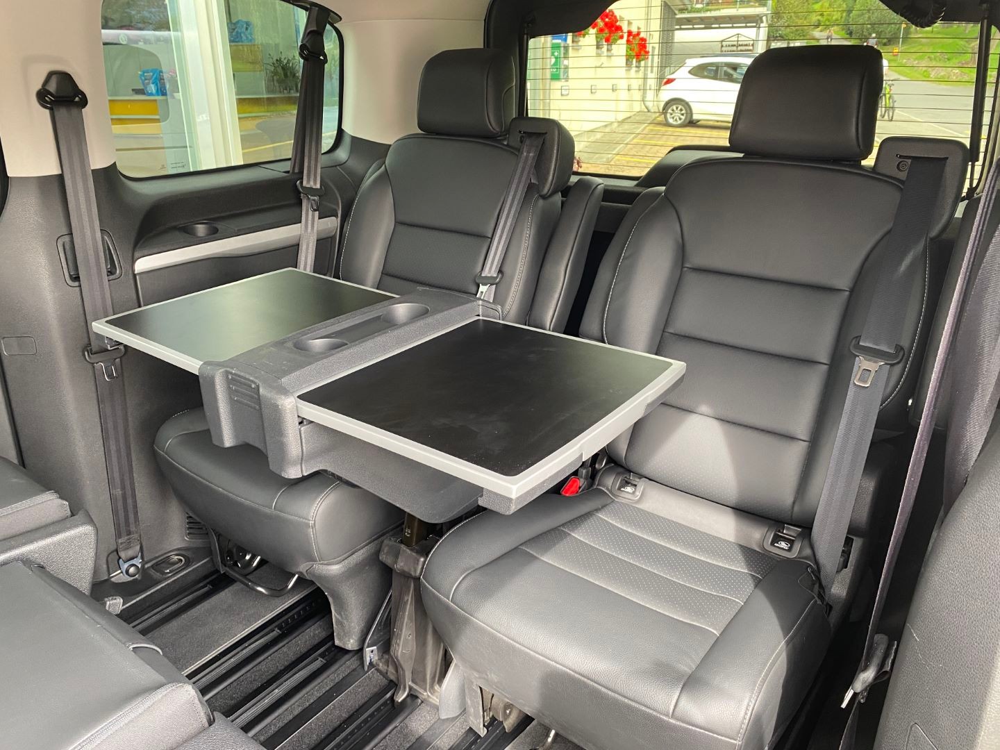 OPEL Zafira Life M 2.0 CDTI 177 Business Elegance S/S-image-12