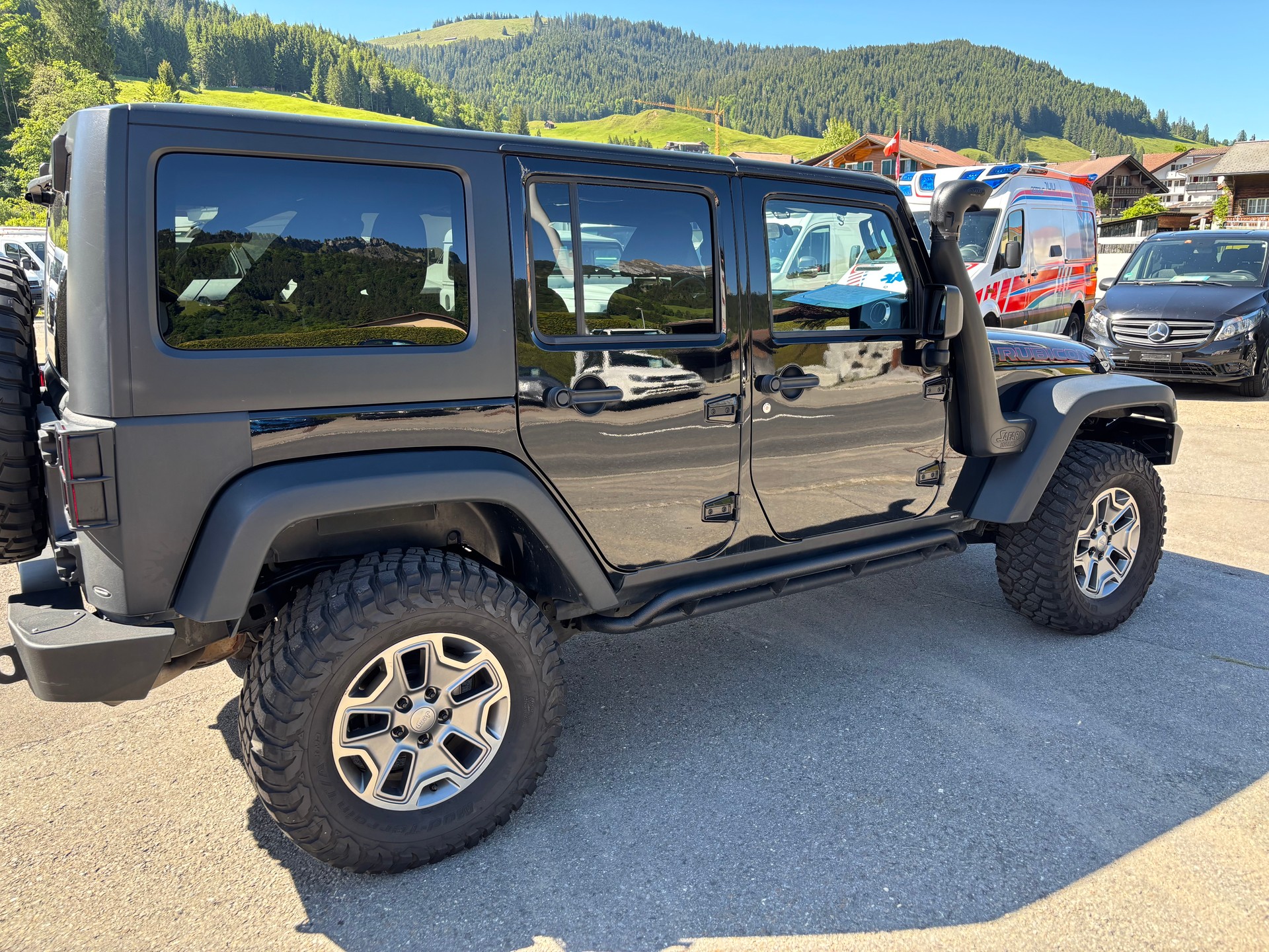 JEEP Unlimited Rubicon-image-3