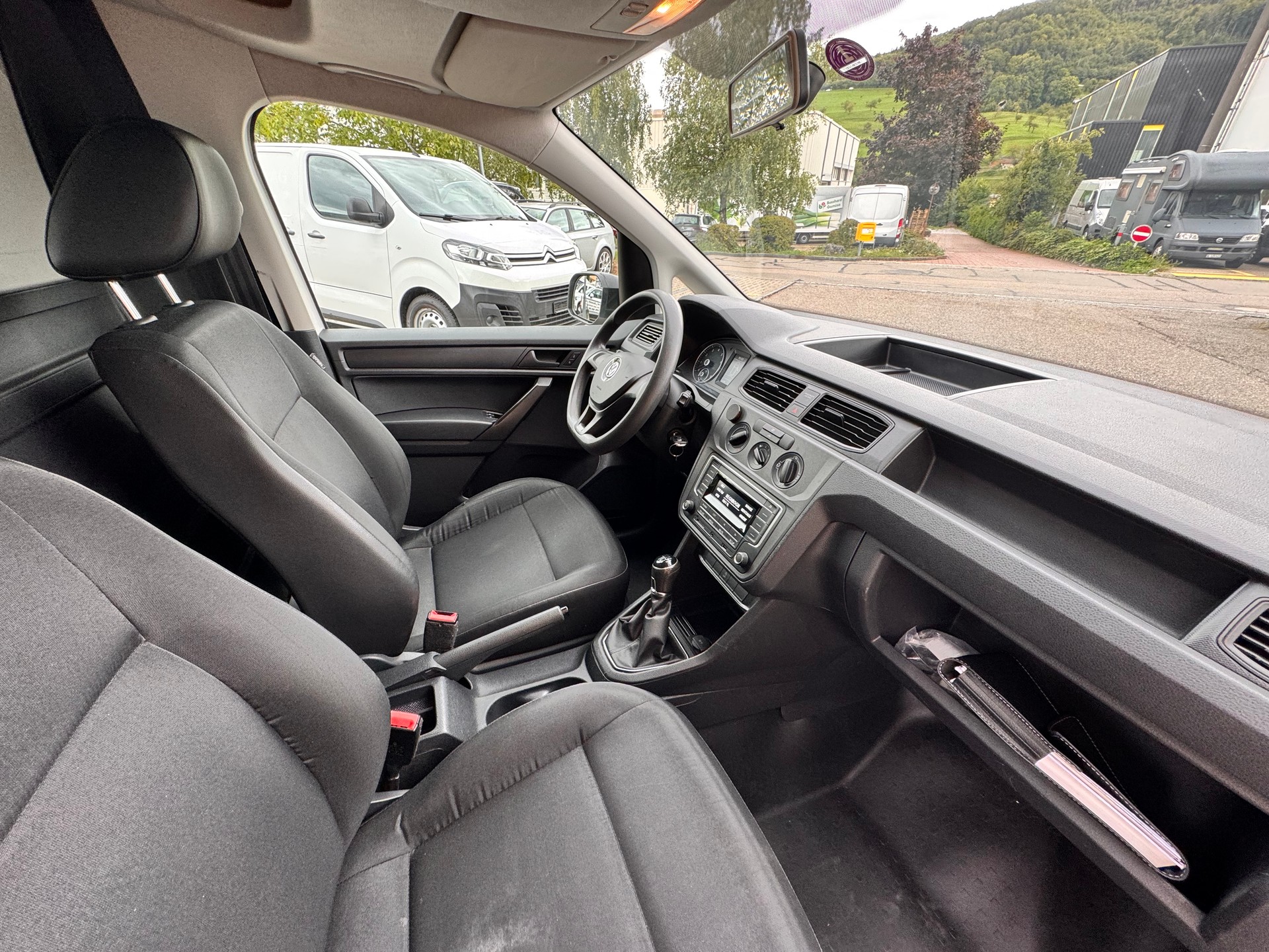 VW Caddy 1.4TGI BlueMotion Technology-image-8