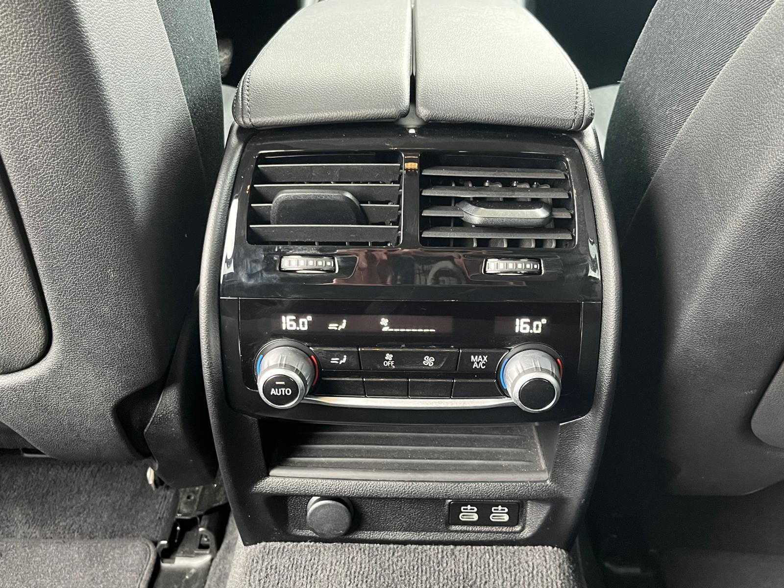 BMW 520d xDrive 48V Touring Steptronic-image-21