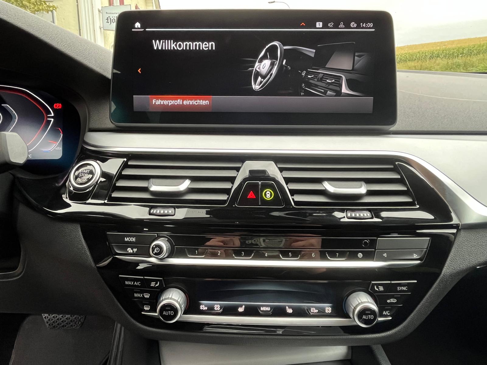 BMW 520d xDrive 48V Touring Steptronic-image-18