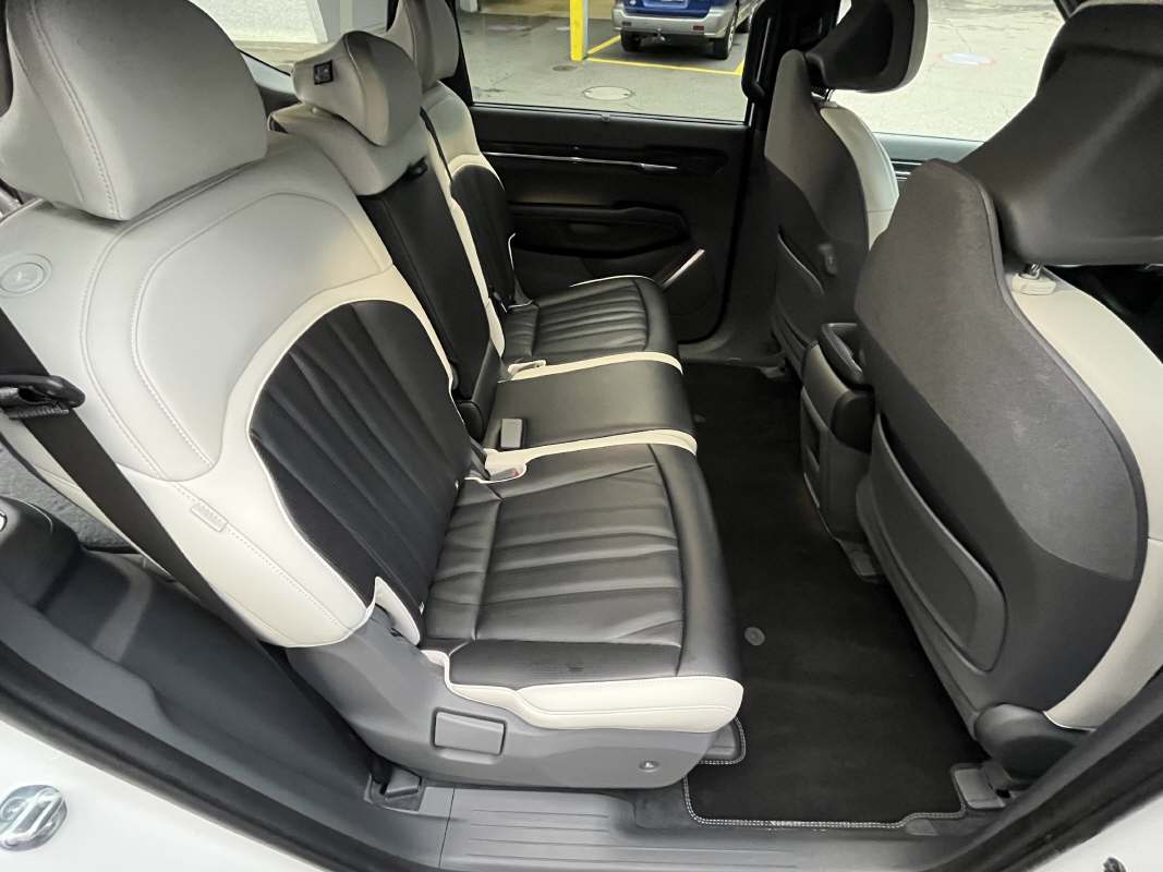 KIA EV9 99.8 kWh GT-Line 4x4-image-5