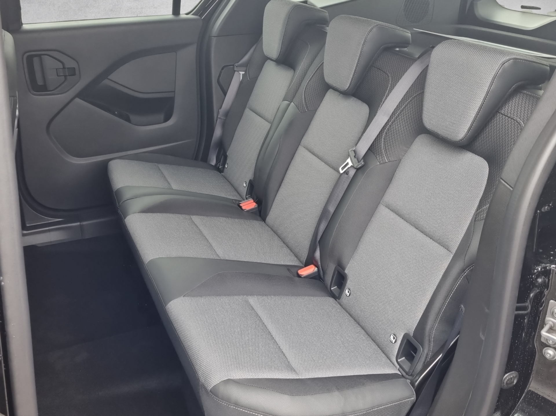 RENAULT Kangoo techno 1.3 TCe 130 PF EDC-image-9