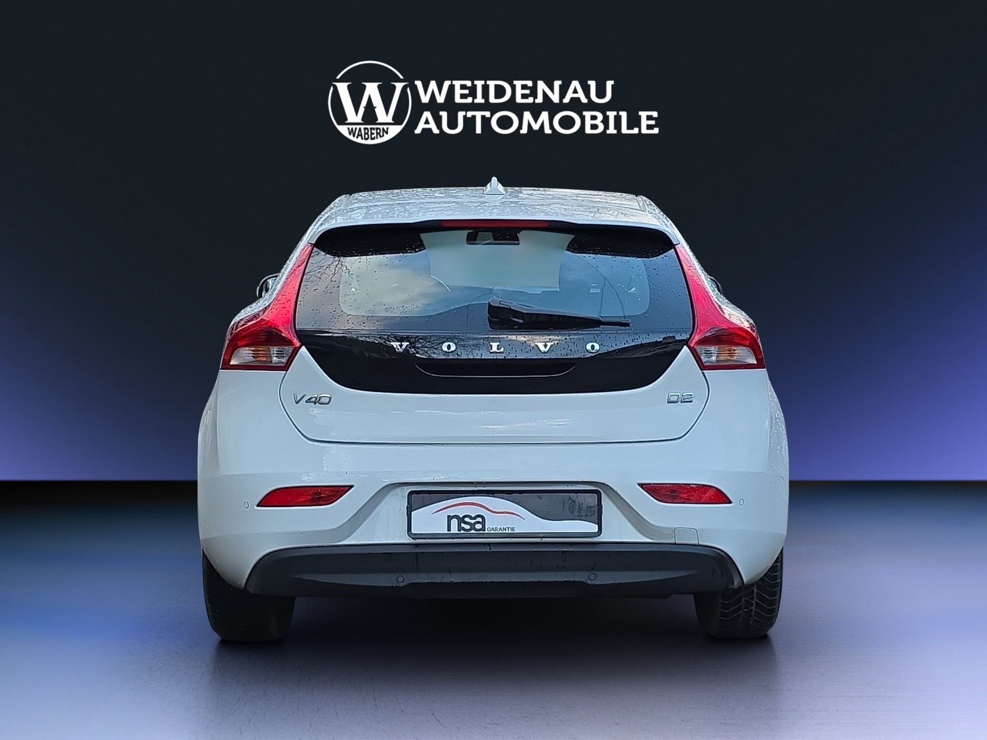 VOLVO V40 D2 Momentum-image-4