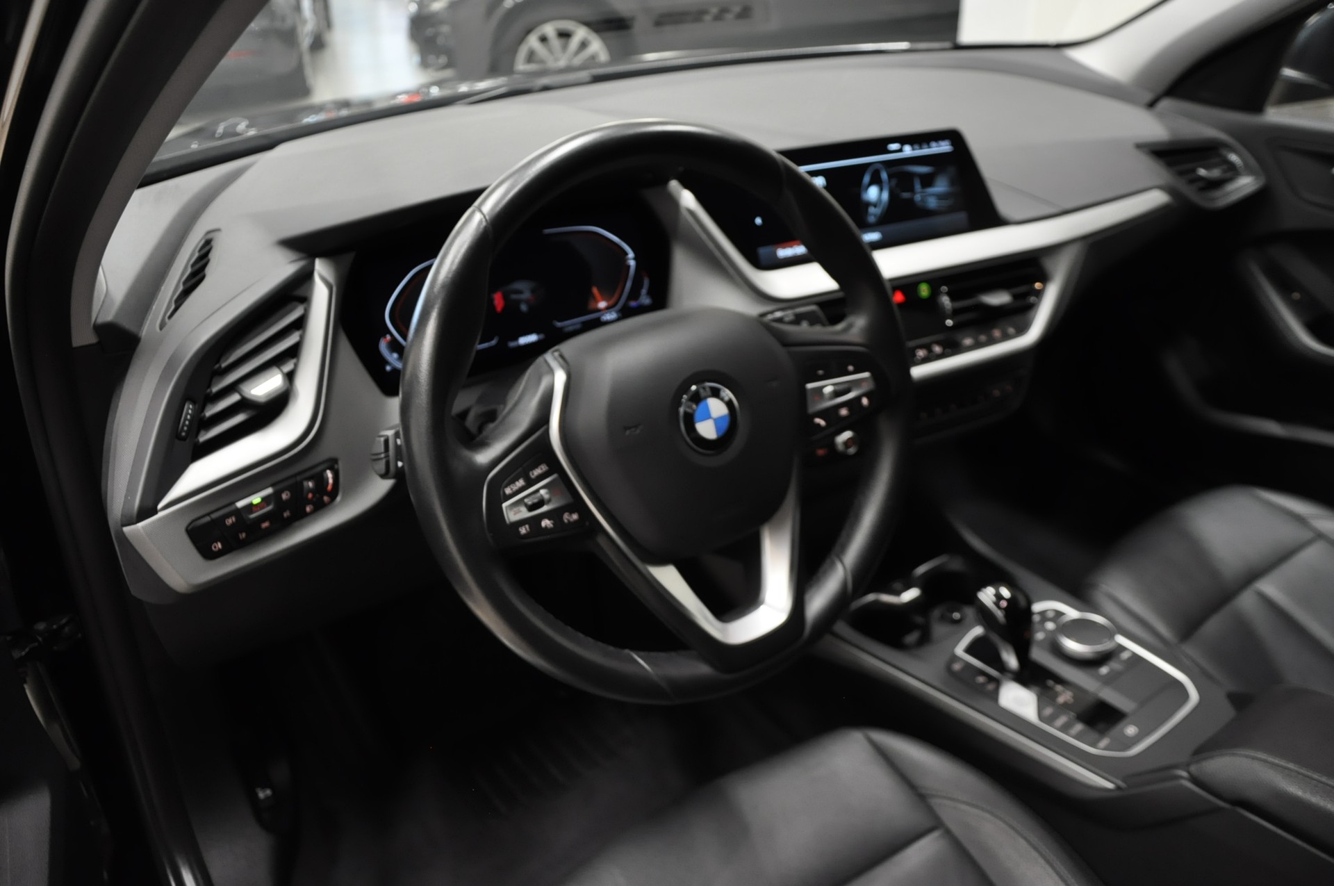 BMW 118i Fleet Edition Steptronic-image-13