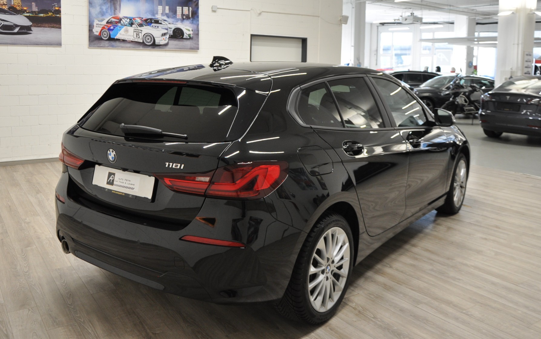 BMW 118i Fleet Edition Steptronic-showroom-element-3