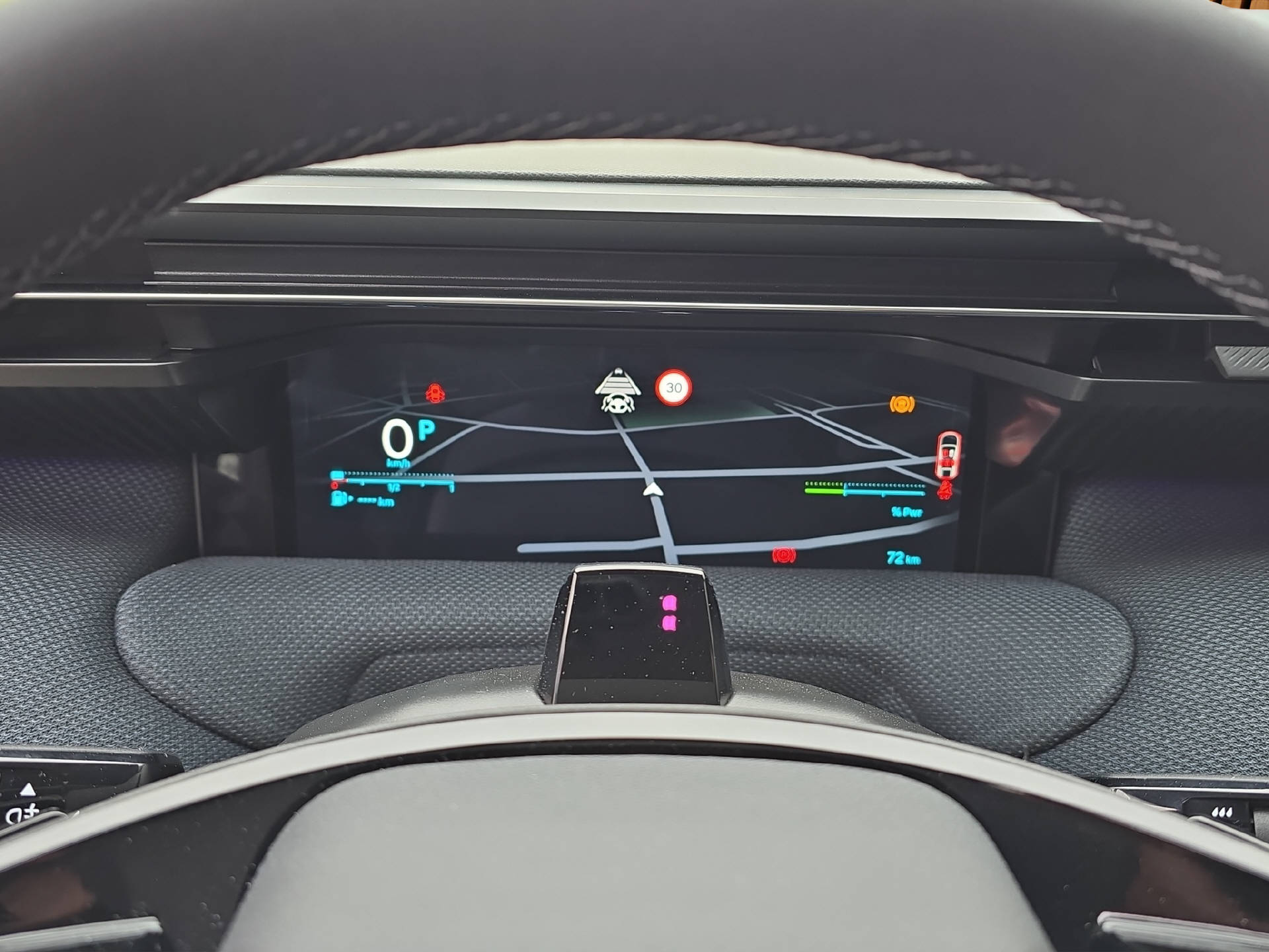 CITROEN C5 Aircross 1.2 Hybrid Plus-image-10