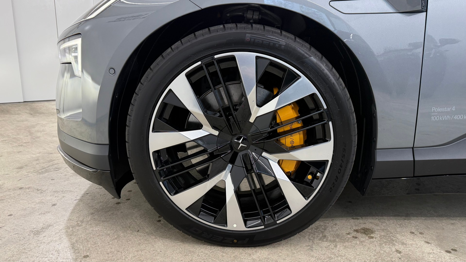 POLESTAR 4 Long Range Dual Motor Perfor-image-7
