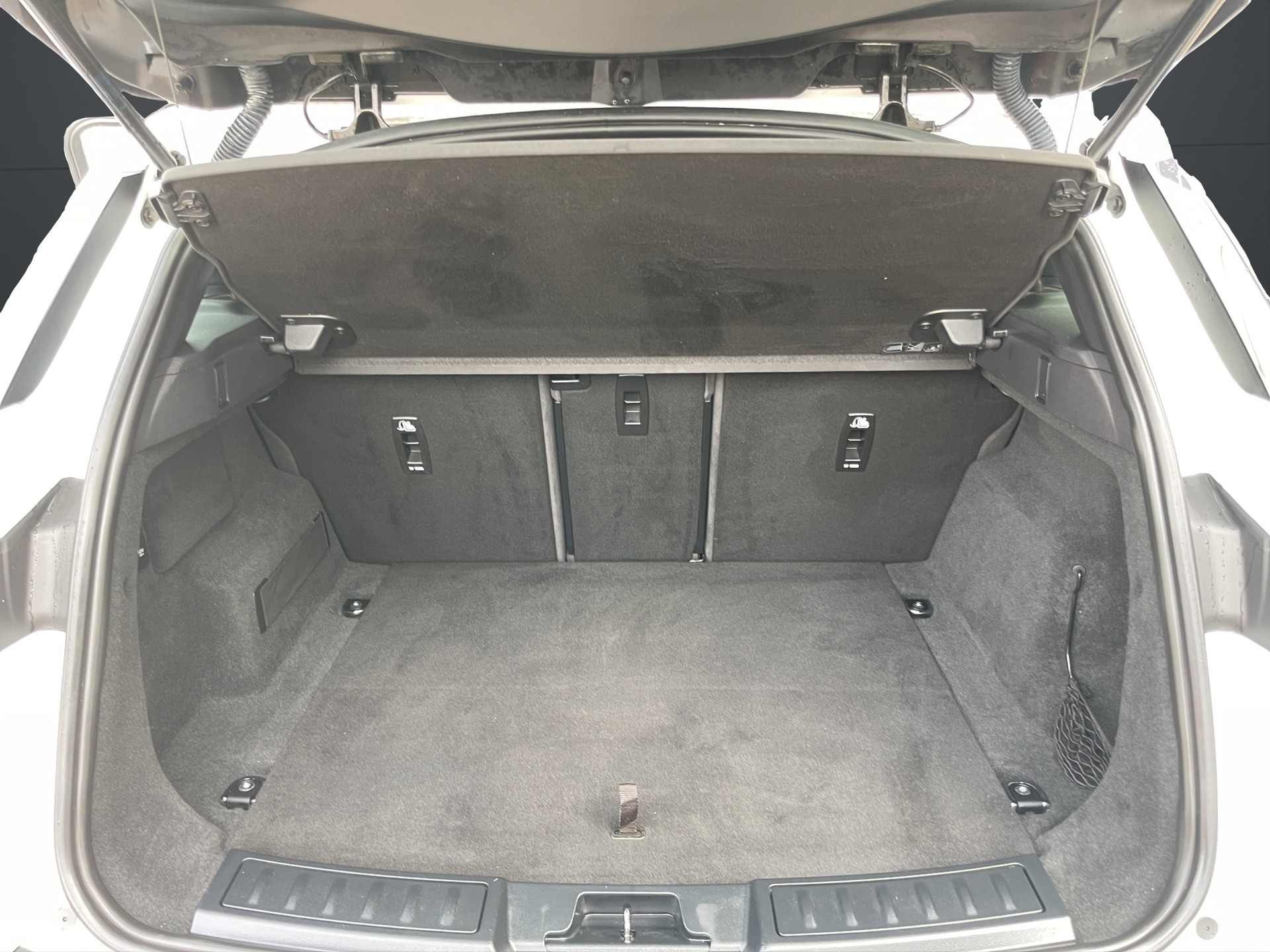 LAND ROVER Range Rover Evoque D 150 S AT9-image-11