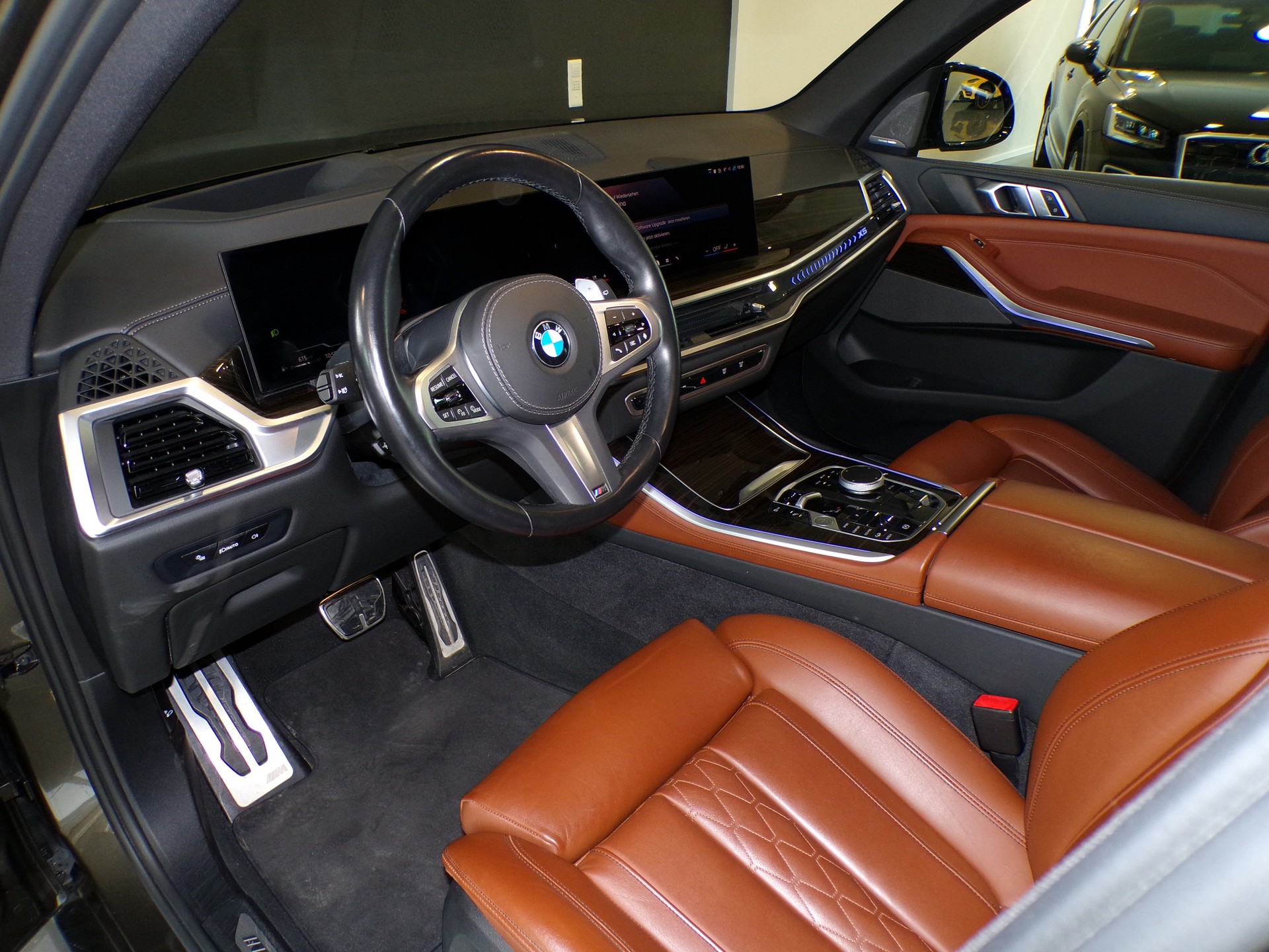 BMW X5 xDrive 48V 30d M Sport Pro Steptronic-image-22