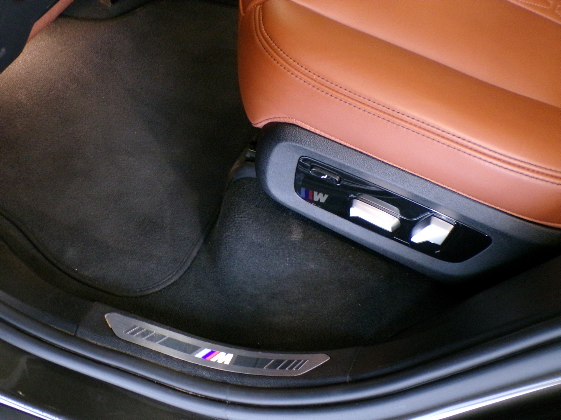 BMW X5 xDrive 48V 30d M Sport Pro Steptronic-image-12