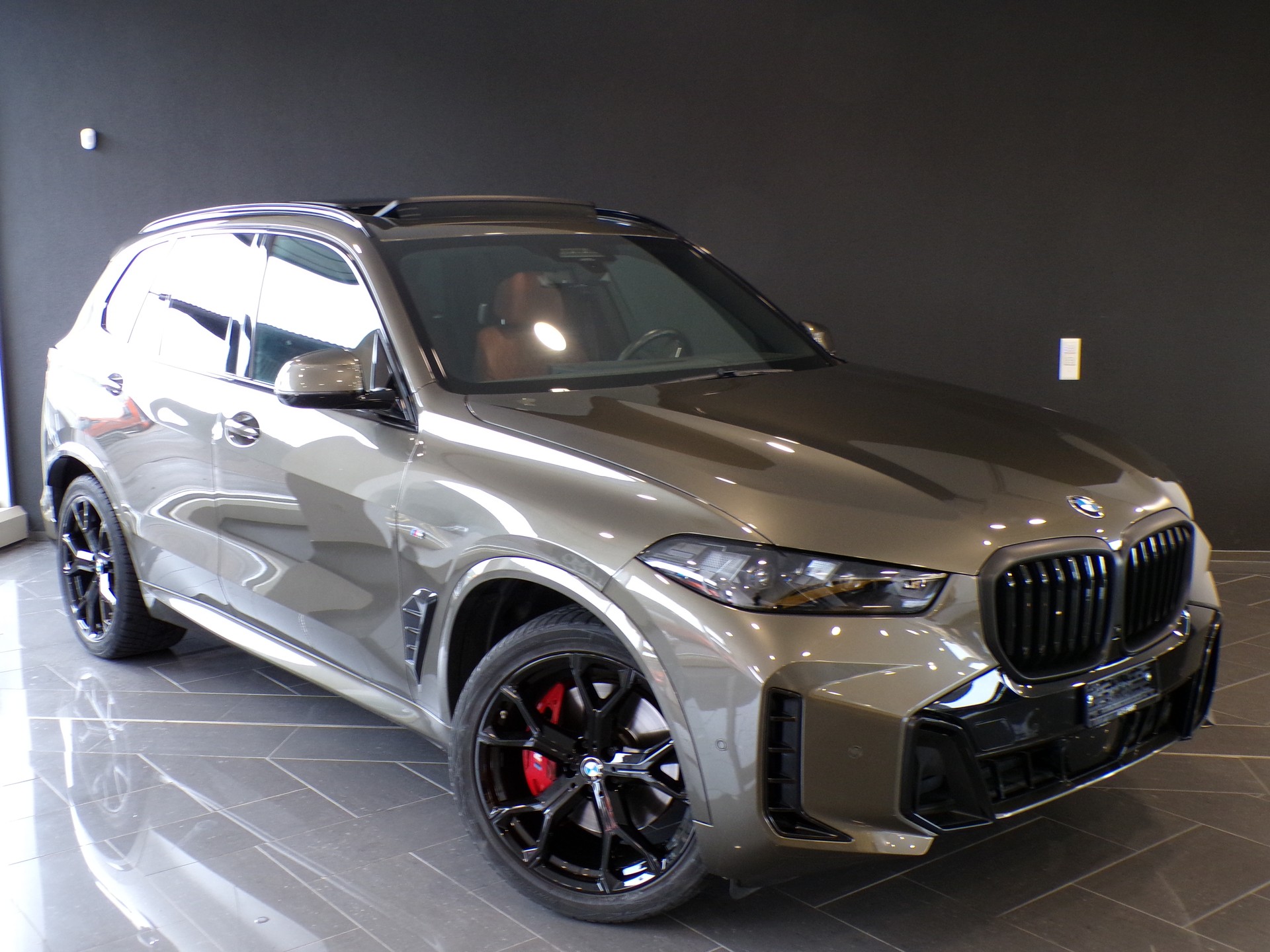 BMW X5 xDrive 48V 30d M Sport Pro Steptronic-showroom-element-2