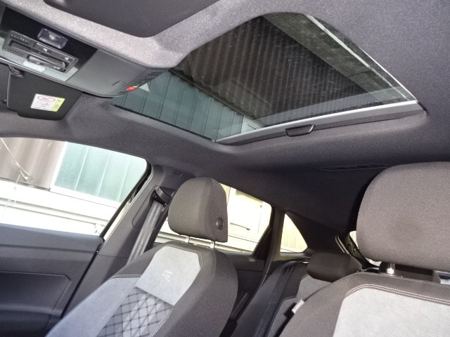 VW Taigo 1.5 TSI R-Line DSG-image-11