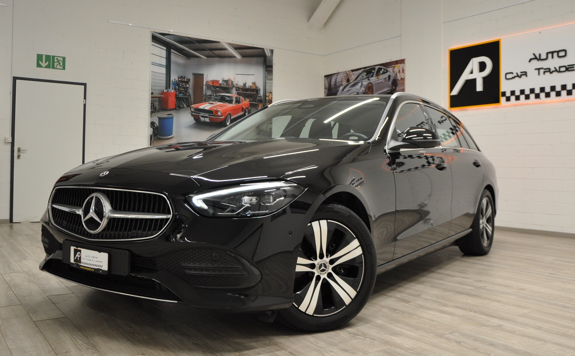 MERCEDES-BENZ C 220 d T 4Matic Swiss Star-showroom-element-1